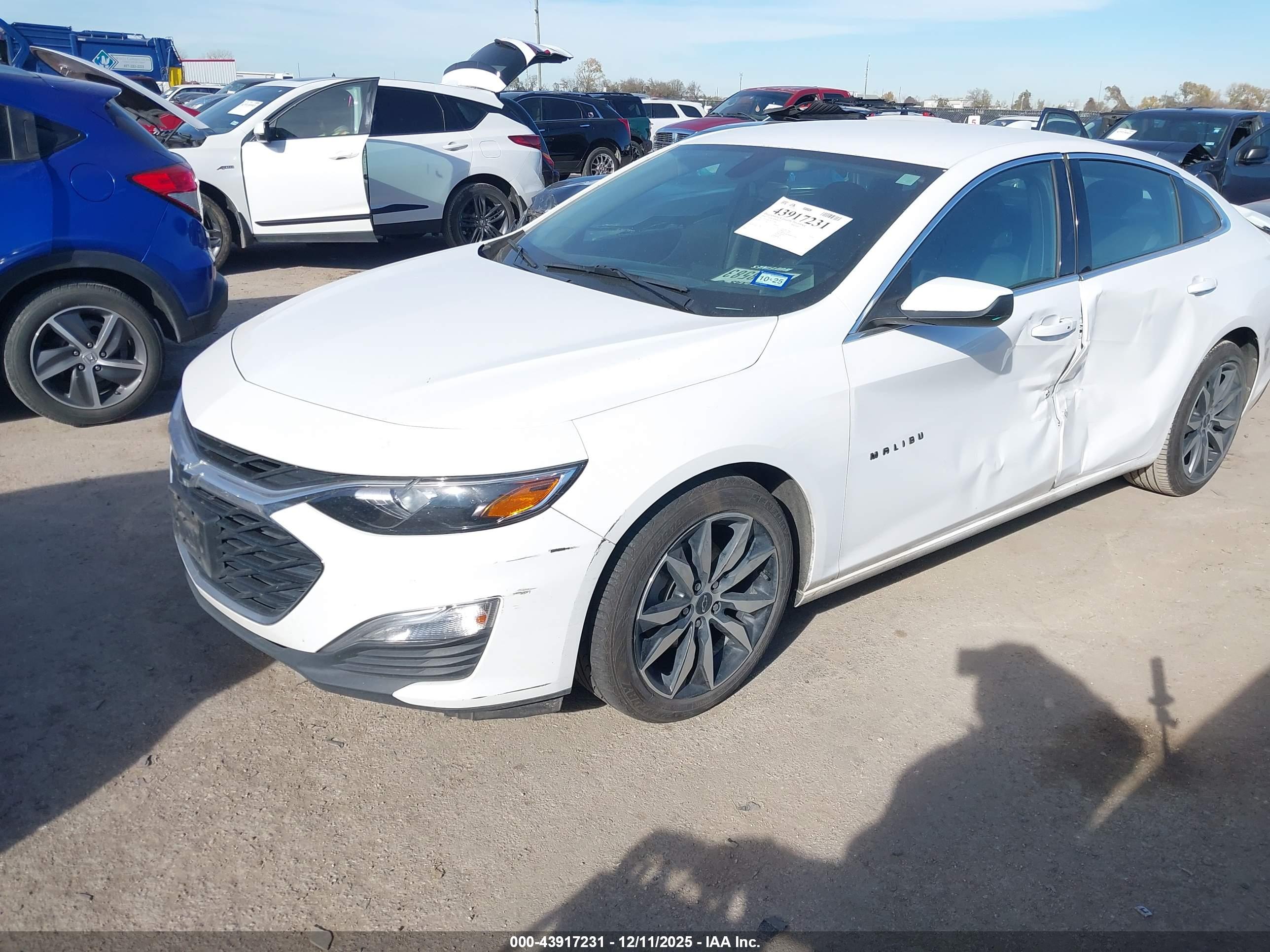 CHEVROLET MALIBU image 2