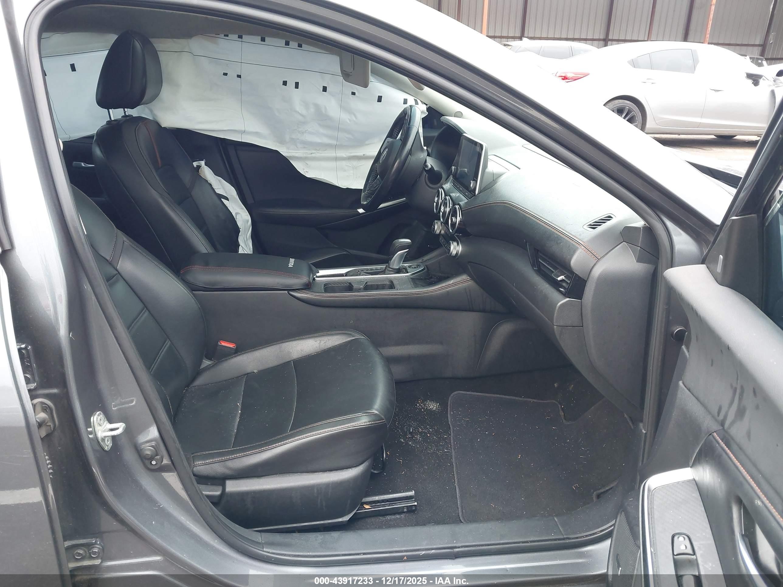 NISSAN SENTRA image 5