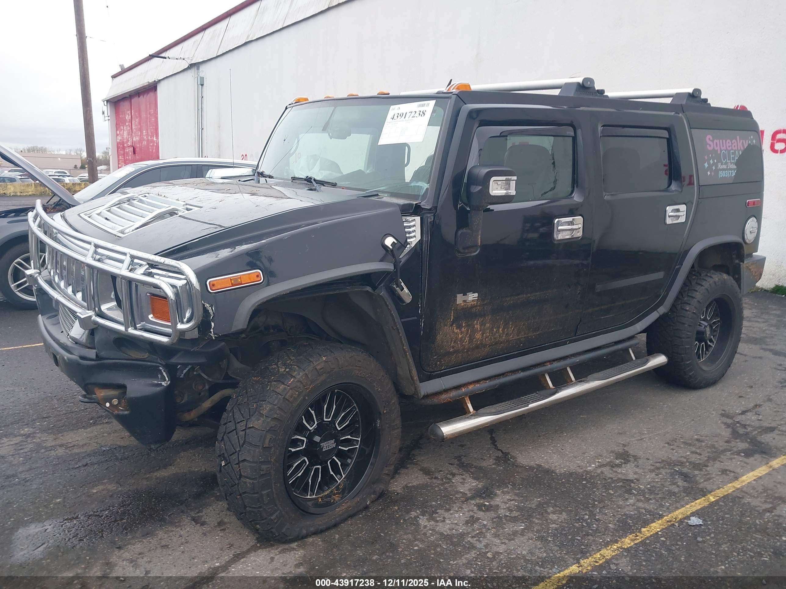 HUMMER H2 image 2
