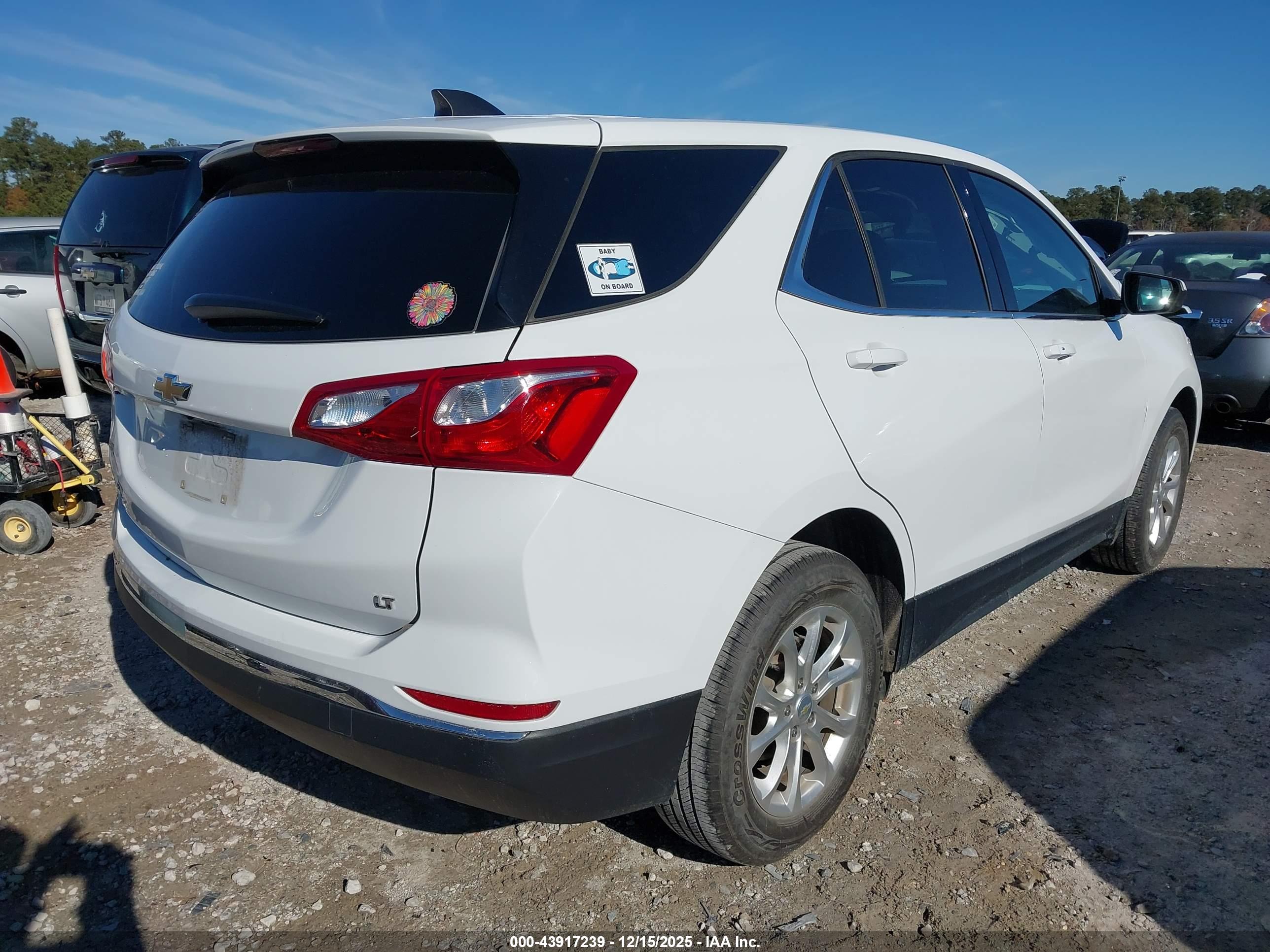 CHEVROLET EQUINOX image 4