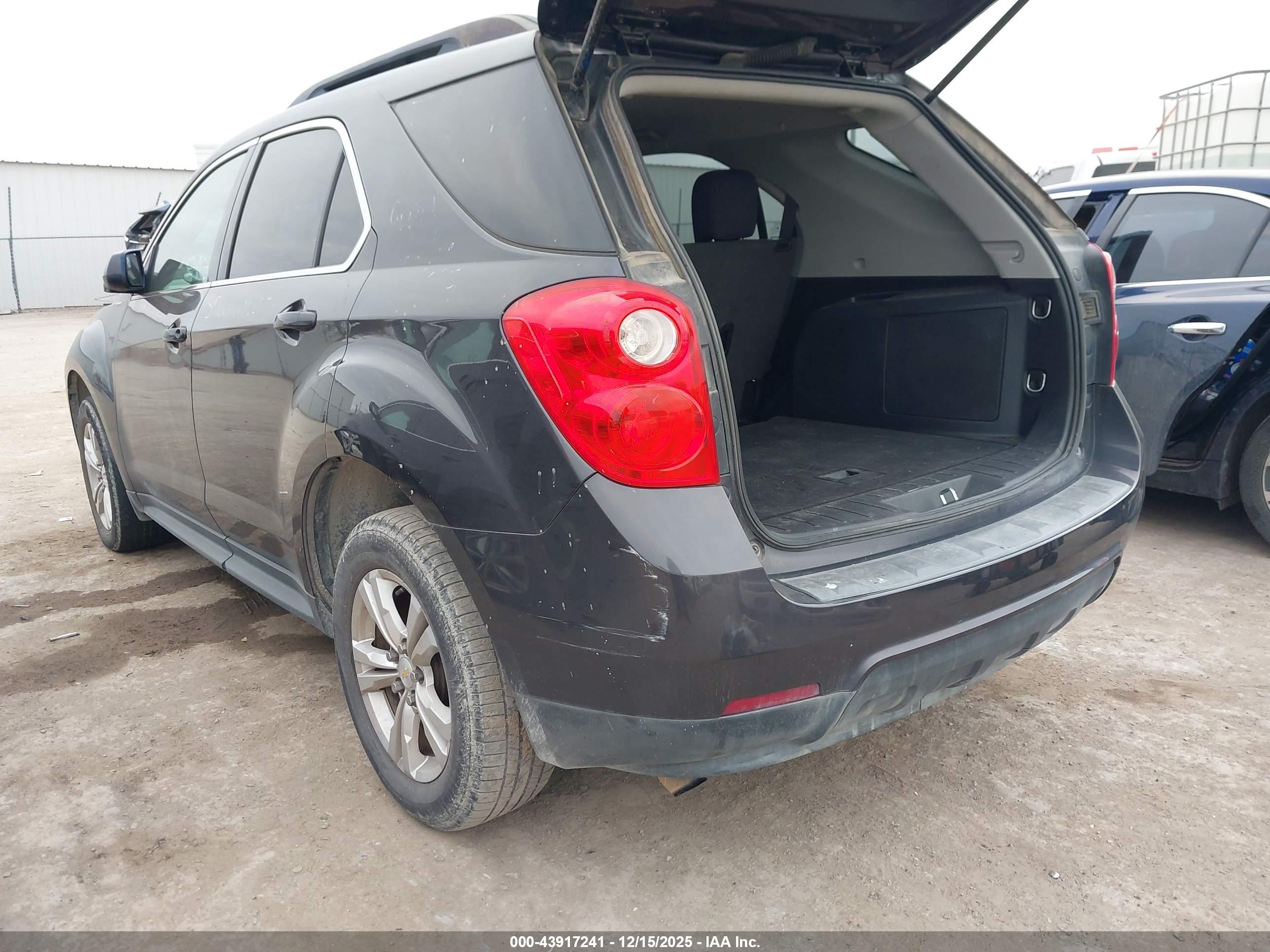 CHEVROLET EQUINOX image 3