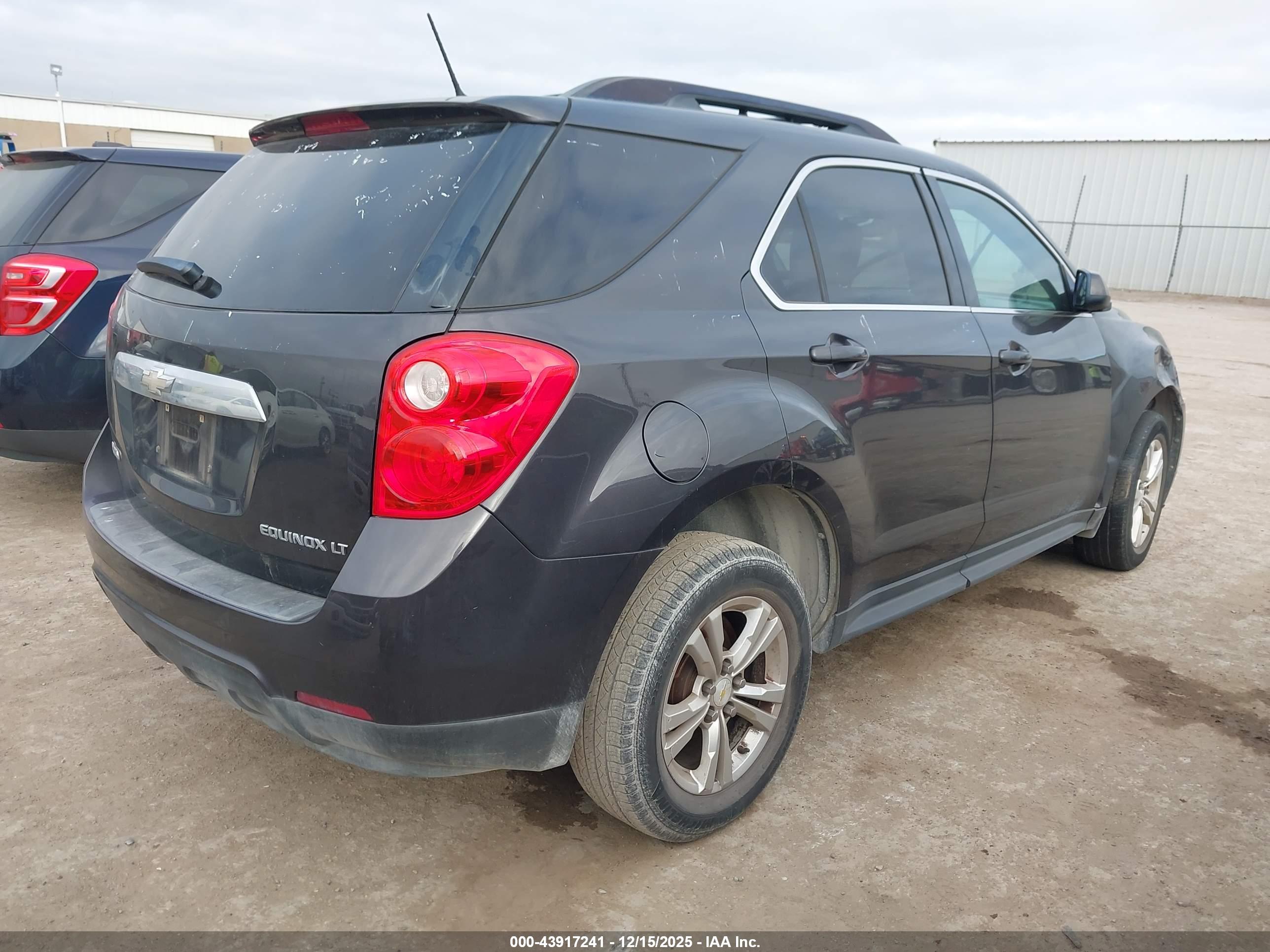 CHEVROLET EQUINOX image 4