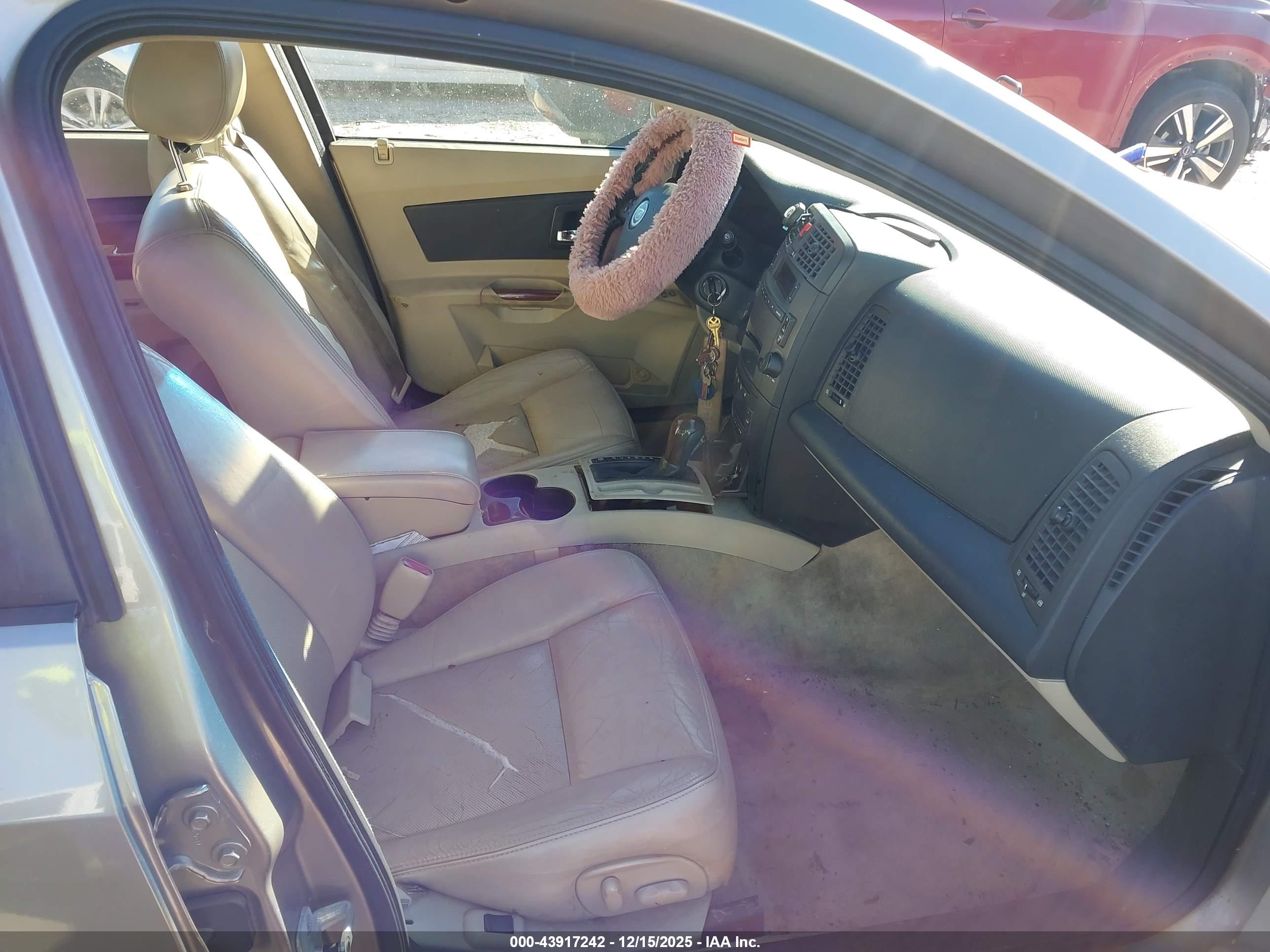 CADILLAC CTS image 5