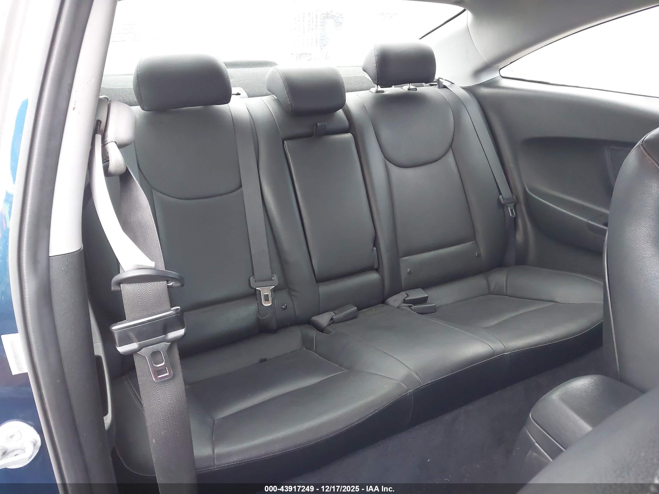 HYUNDAI ELANTRA image 8