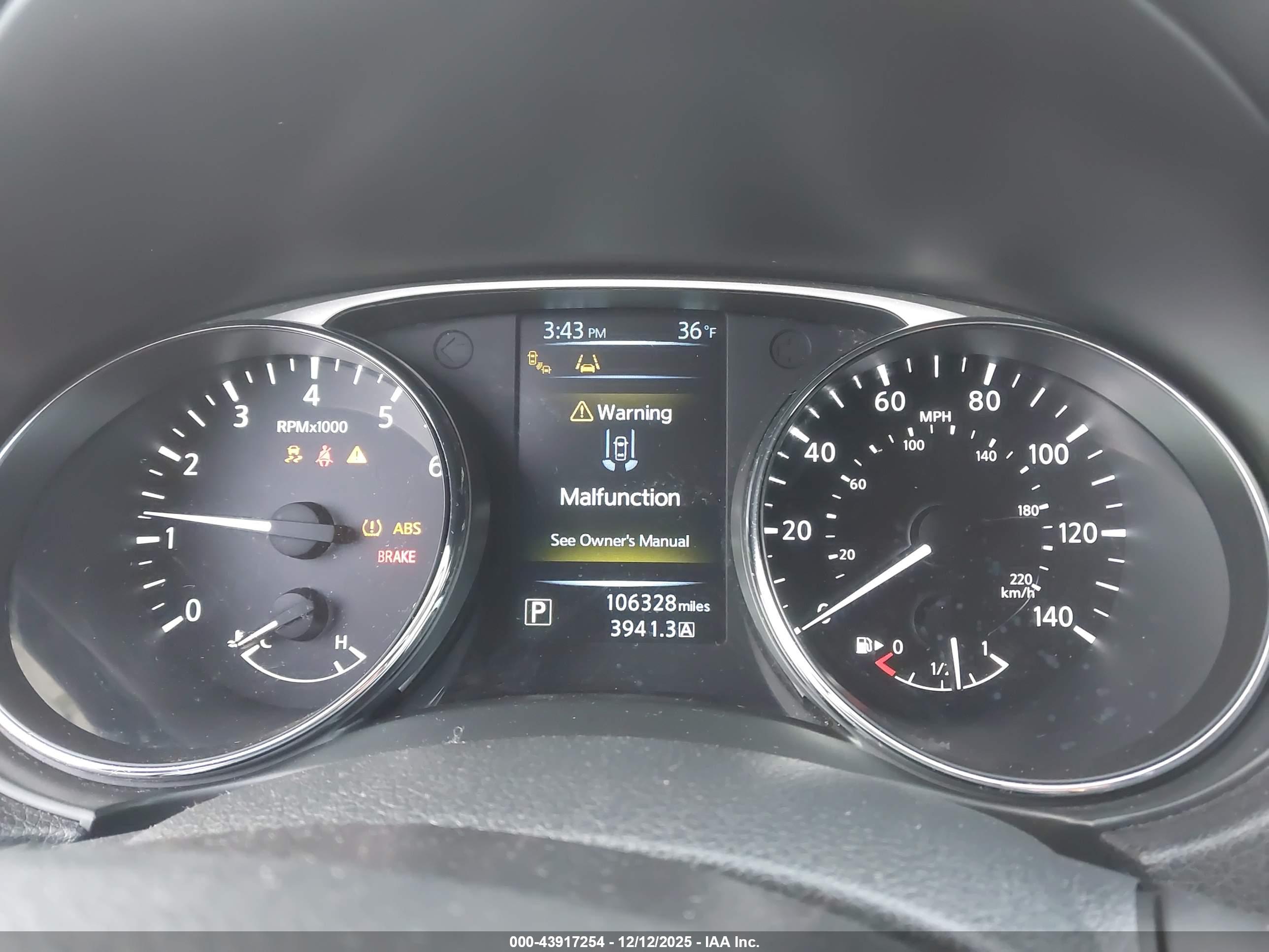 NISSAN ROGUE image 7