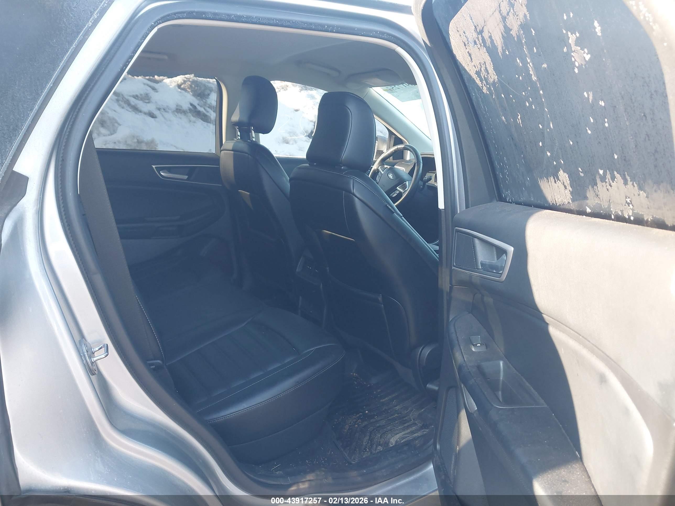 FORD EDGE image 8
