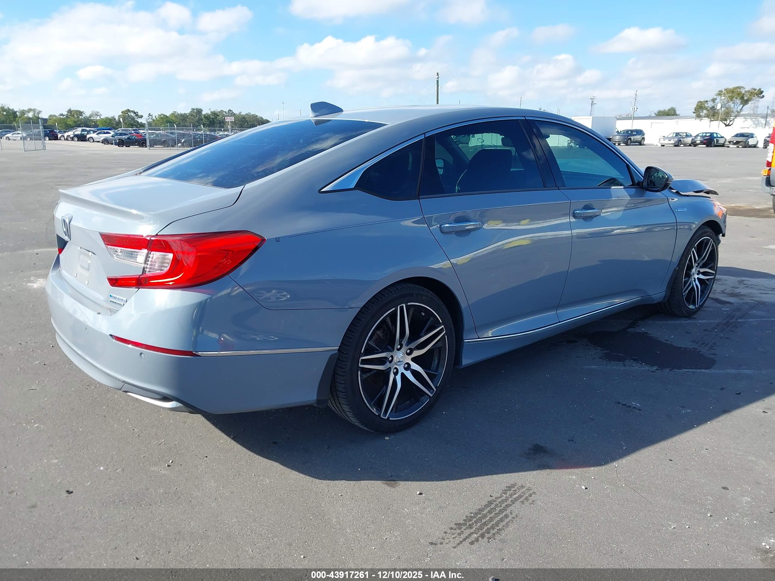 HONDA ACCORD image 4