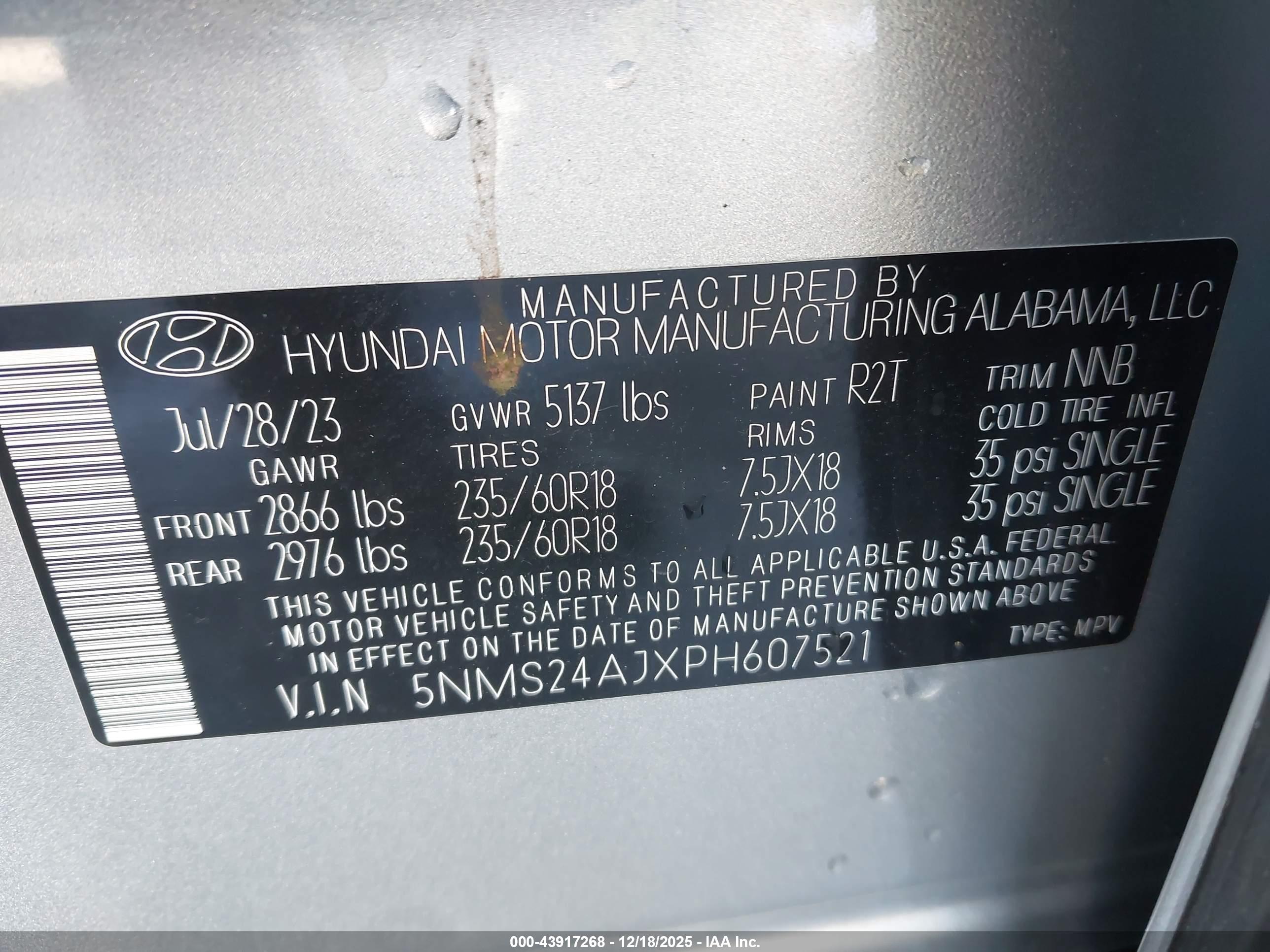 HYUNDAI SANTA image 9