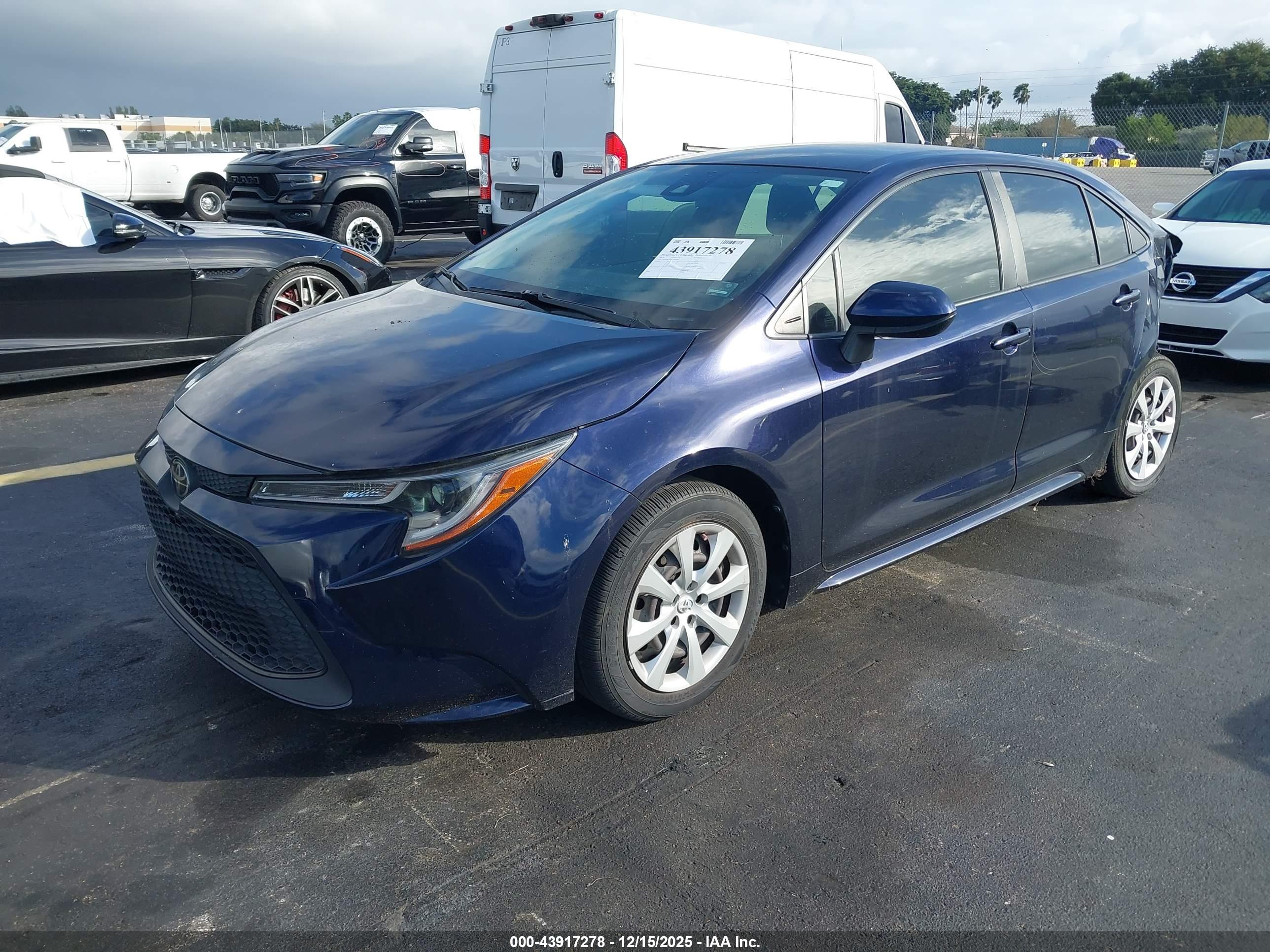 TOYOTA COROLLA image 2