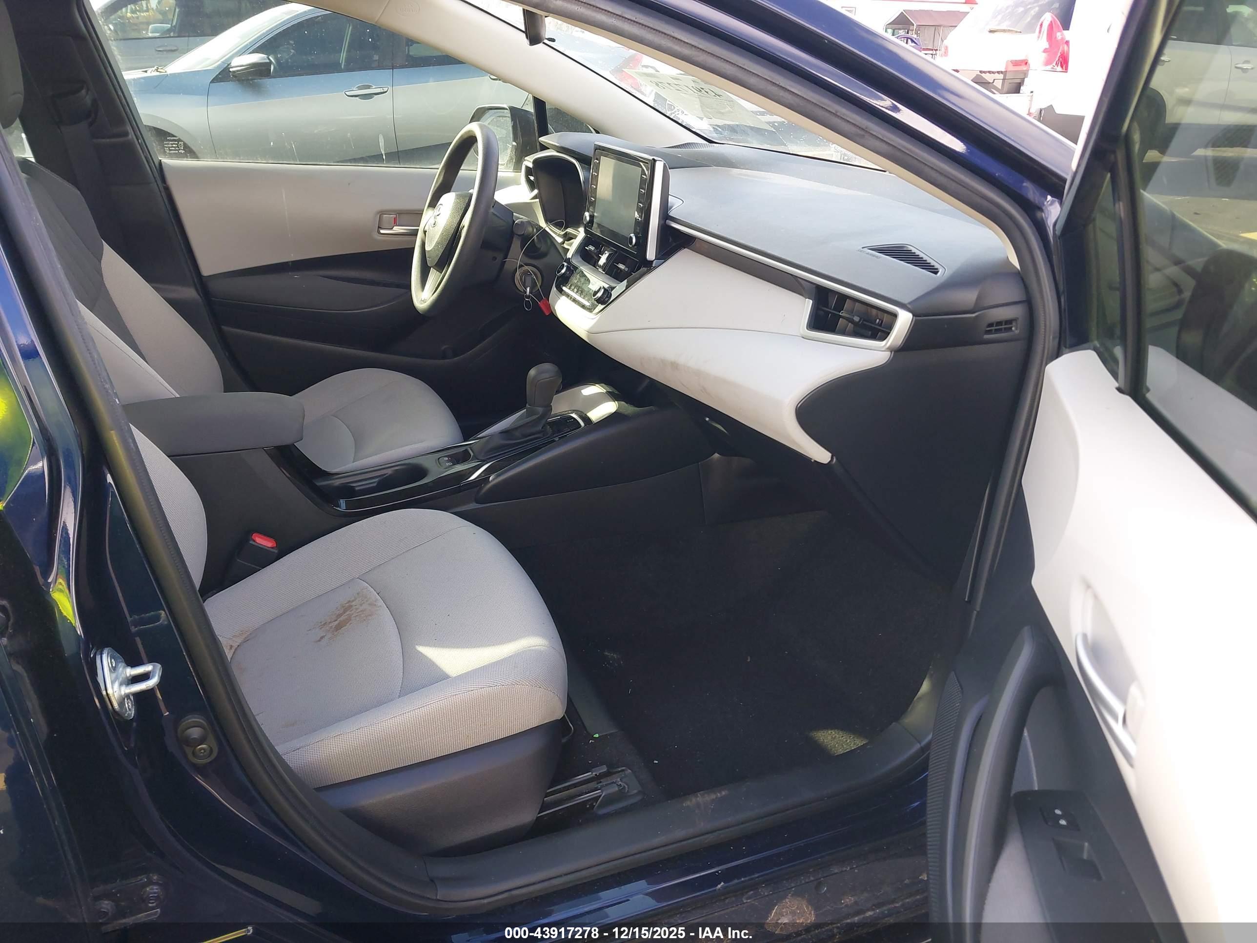 TOYOTA COROLLA image 5