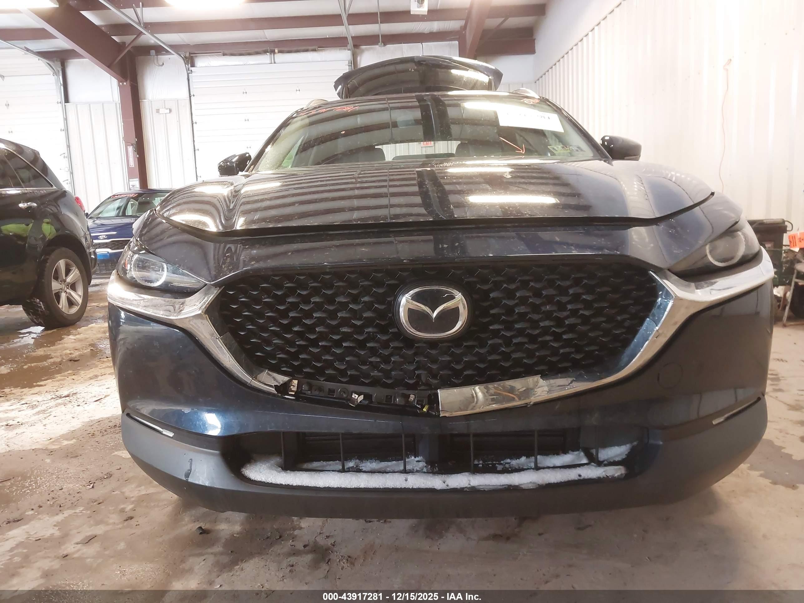 MAZDA CX-30 image 6