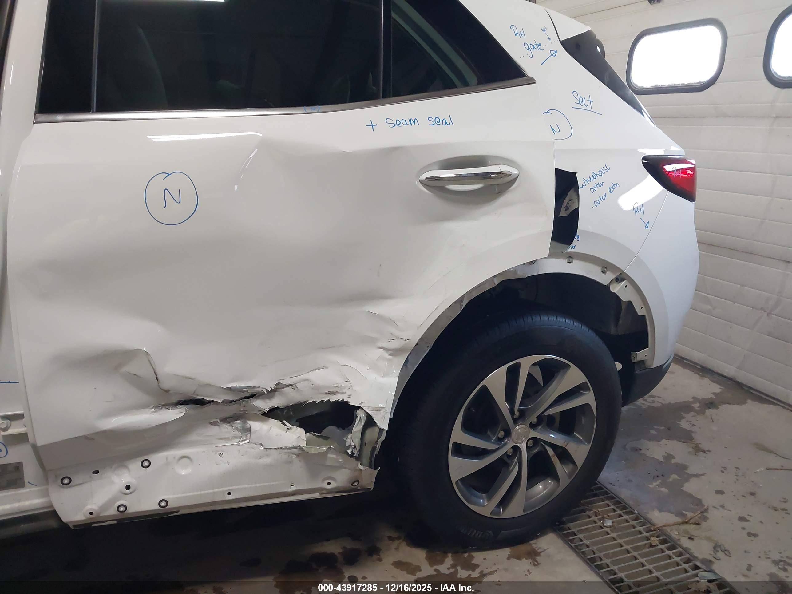 BUICK ENVISION image 6