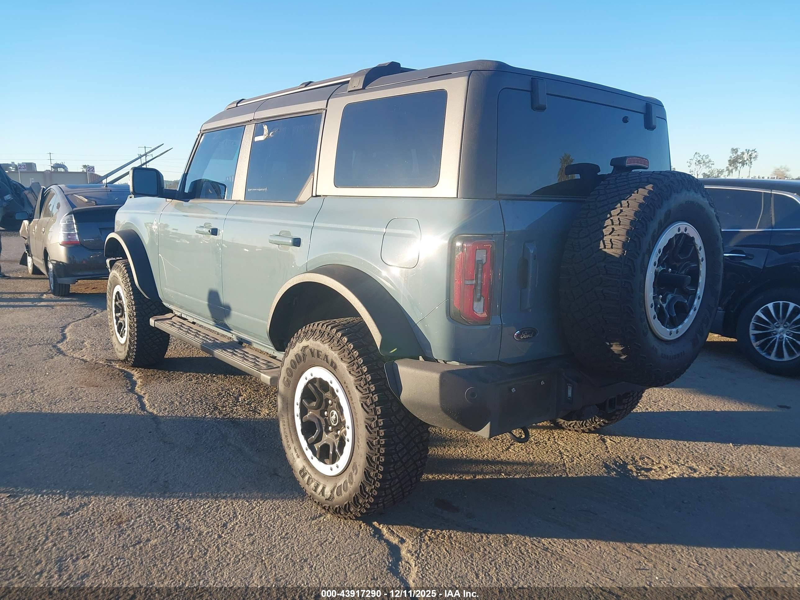FORD BRONCO image 3