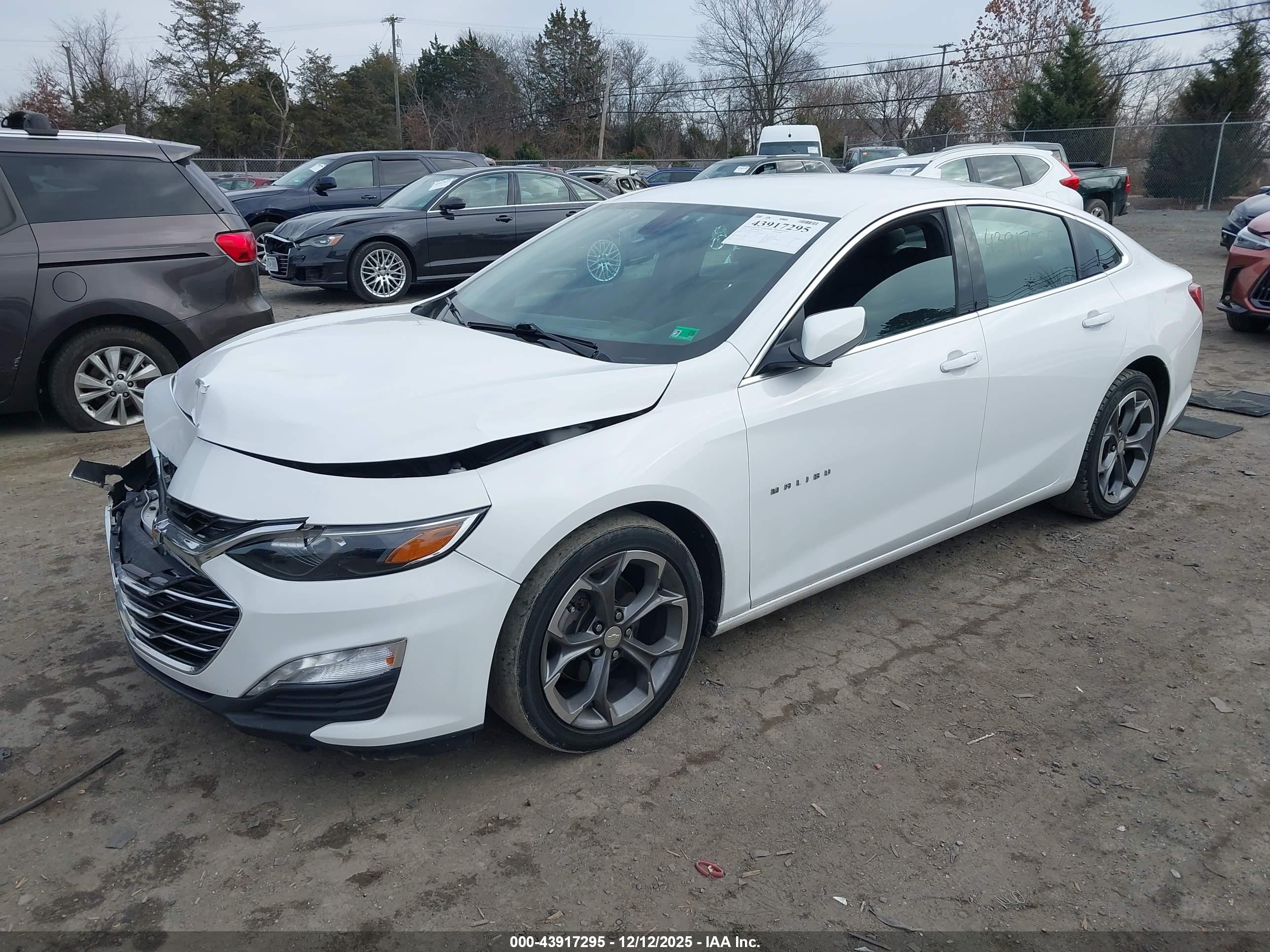 CHEVROLET MALIBU image 2