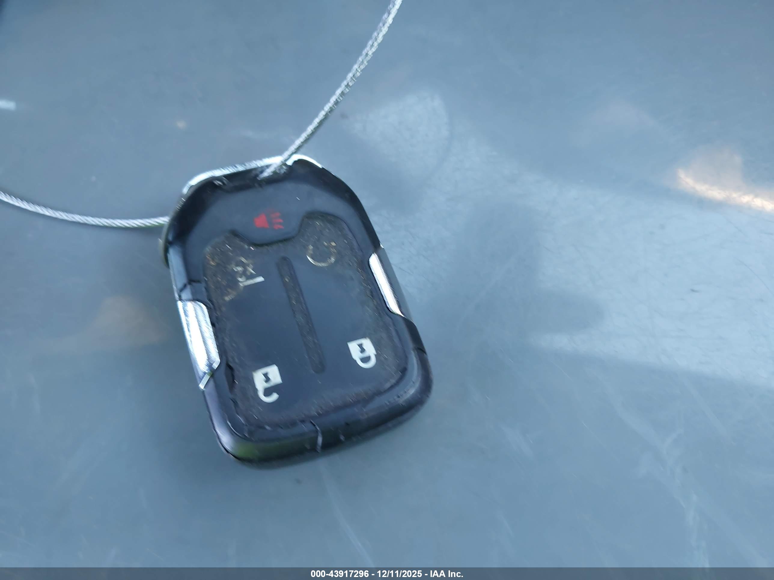 GMC ACADIA image 11