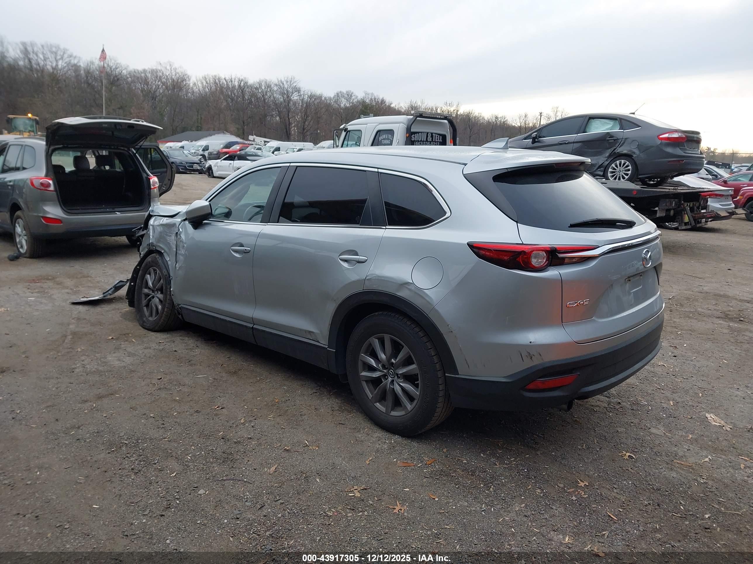 MAZDA CX-9 image 3