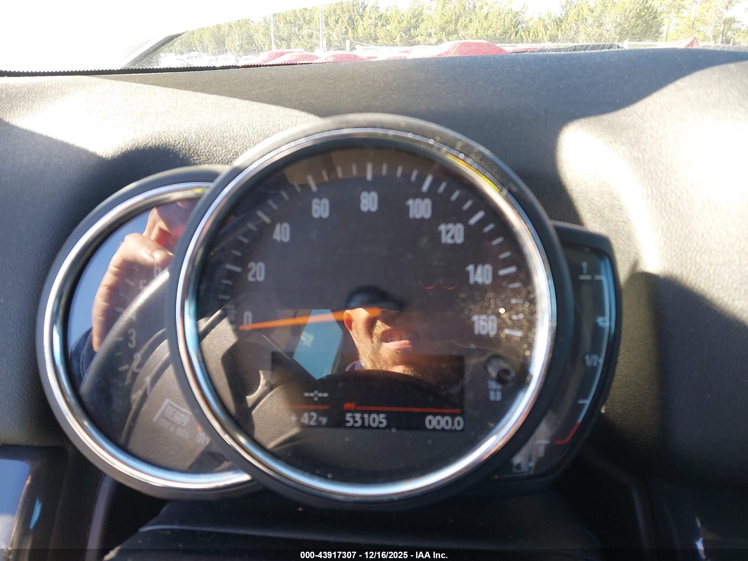 MINI COUNTRYMAN image 7