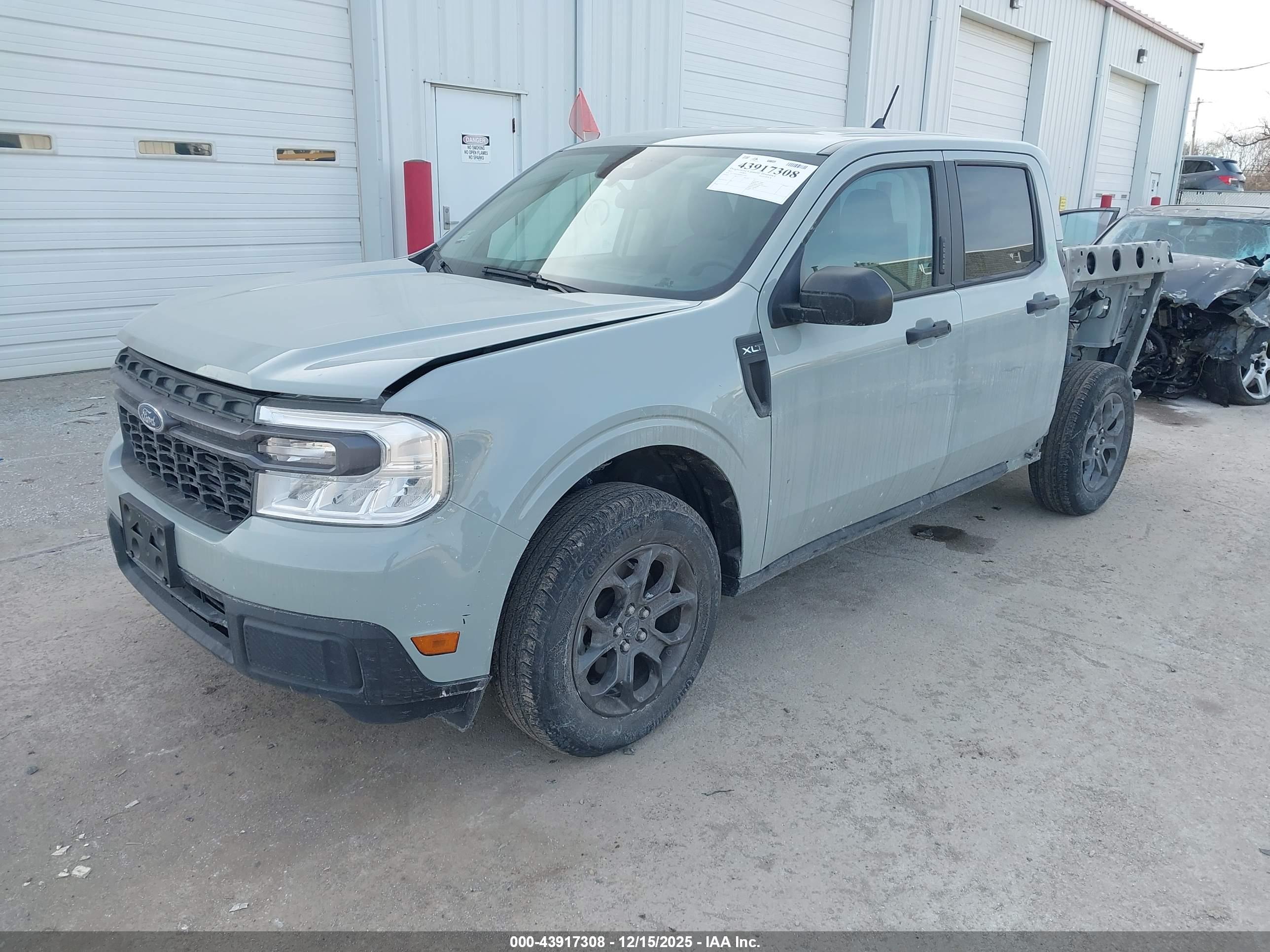 FORD MAVERICK image 2