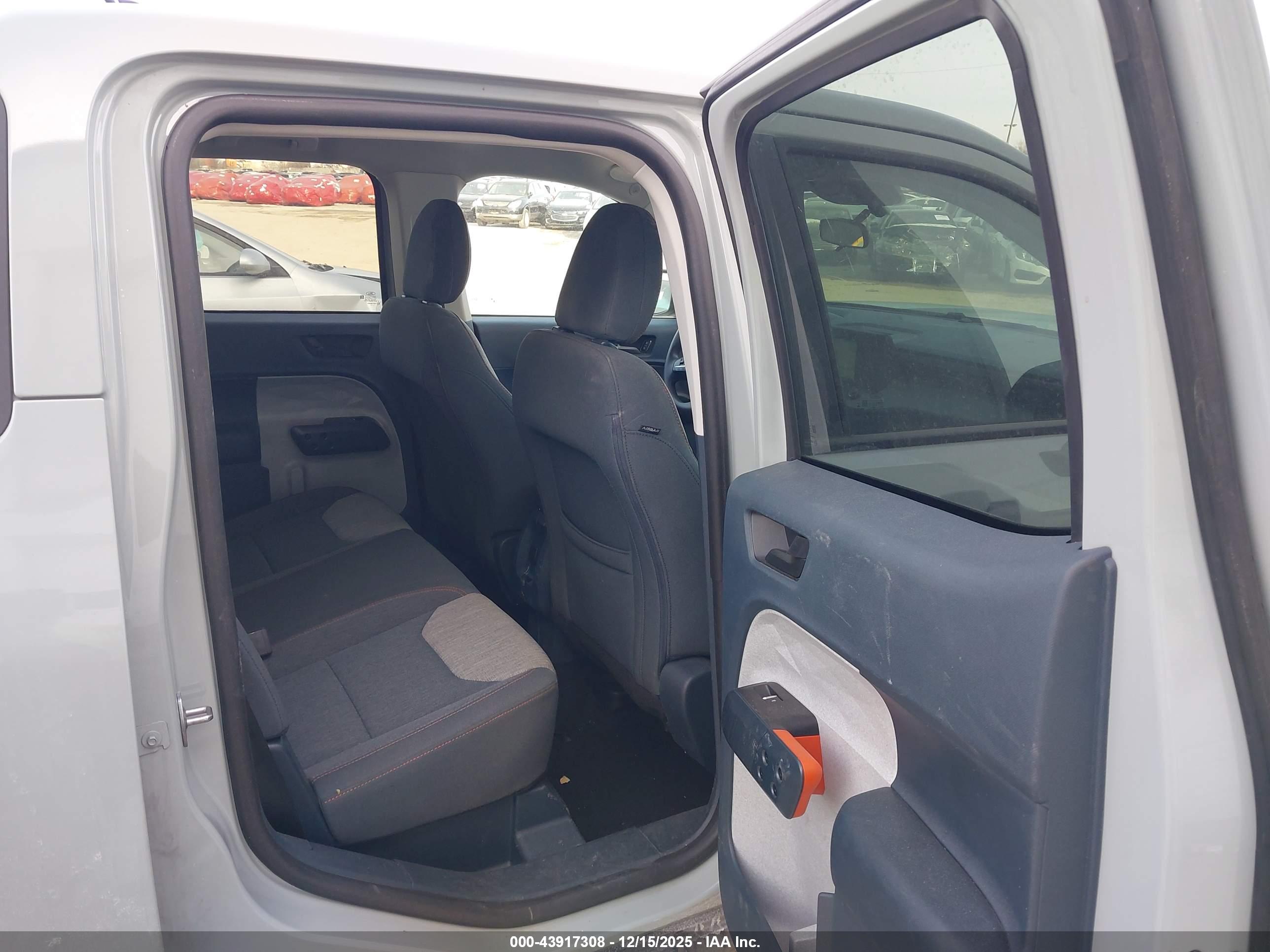 FORD MAVERICK image 8