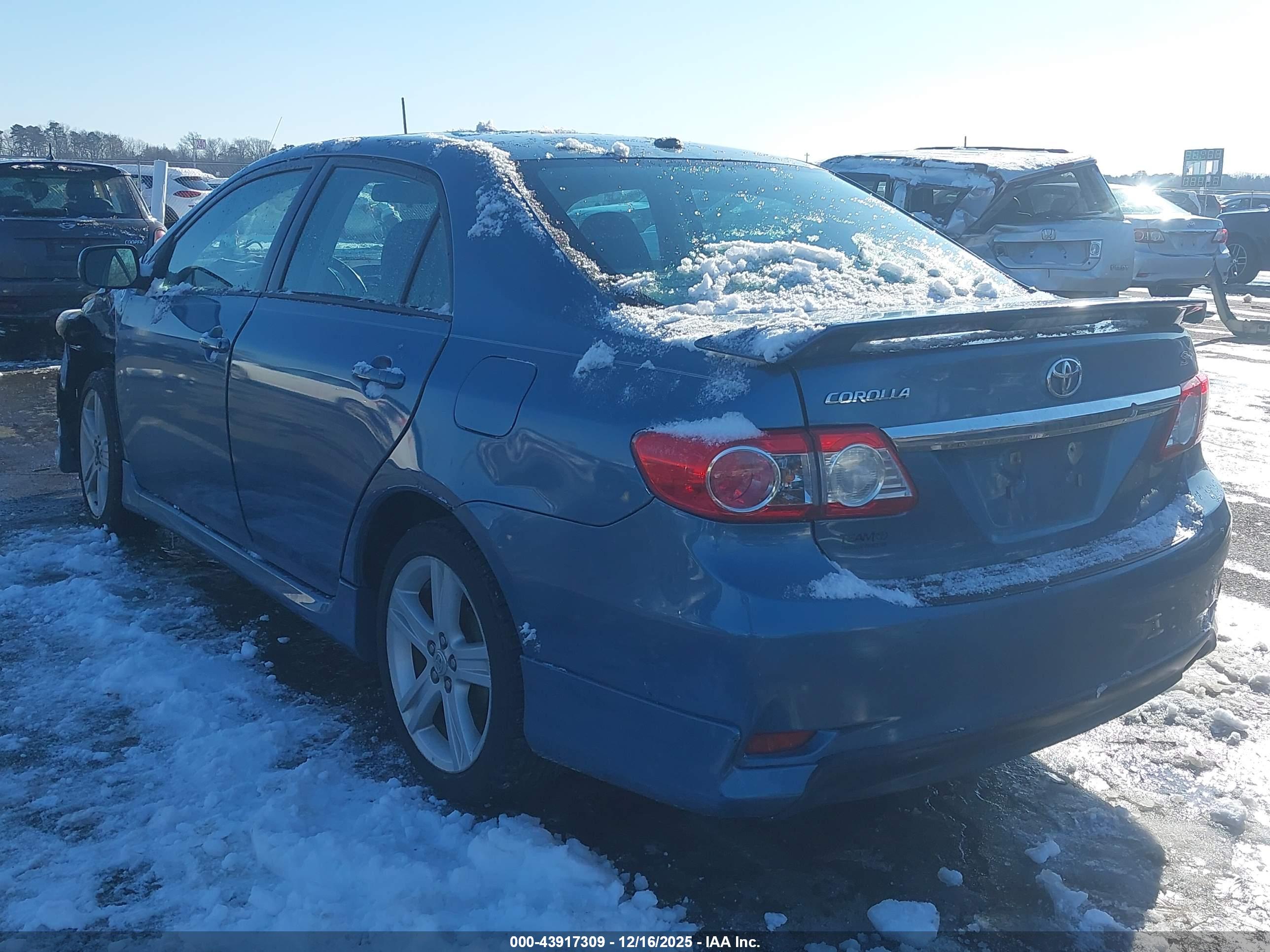 TOYOTA COROLLA image 3