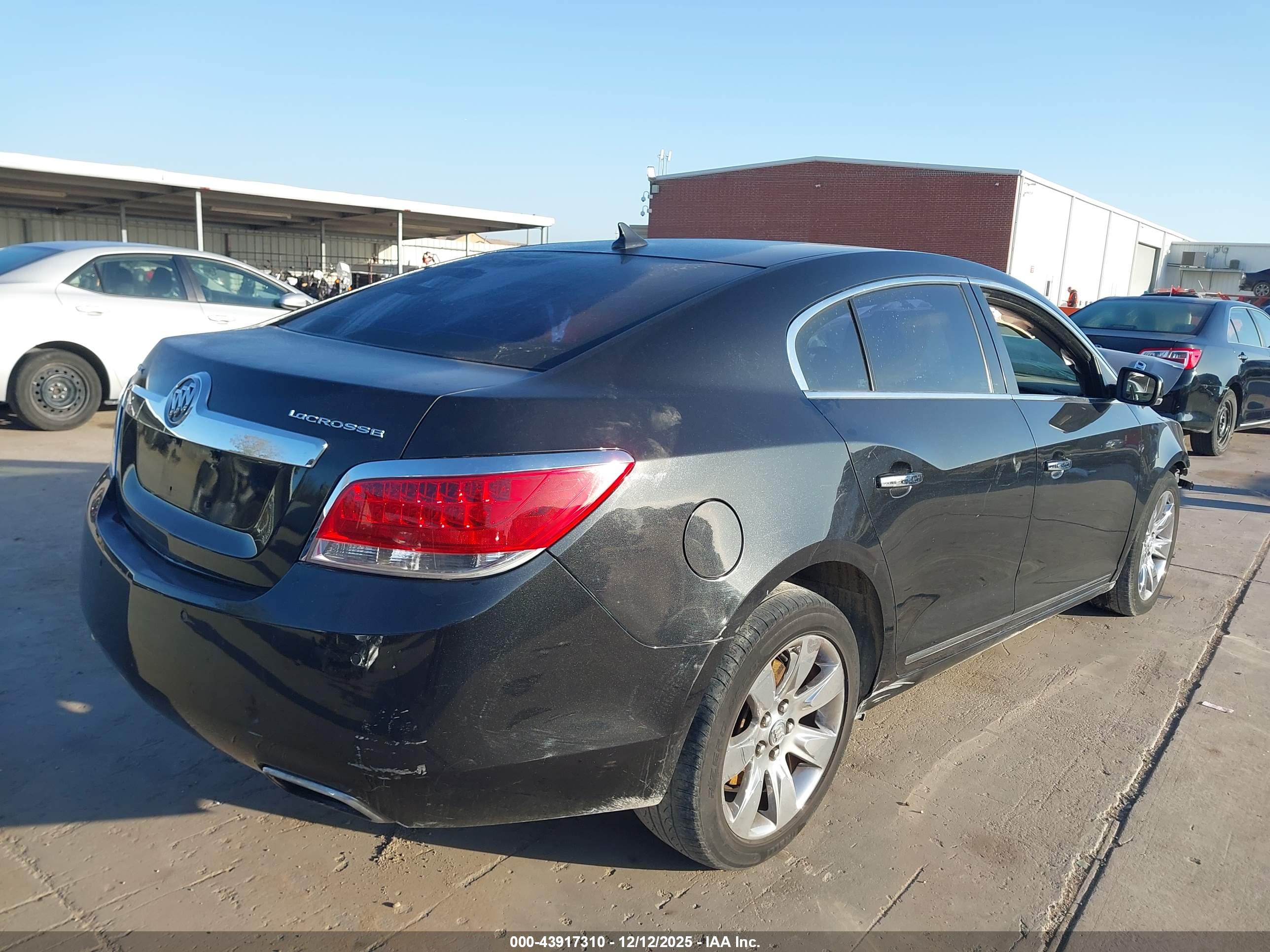 BUICK LACROSSE image 4
