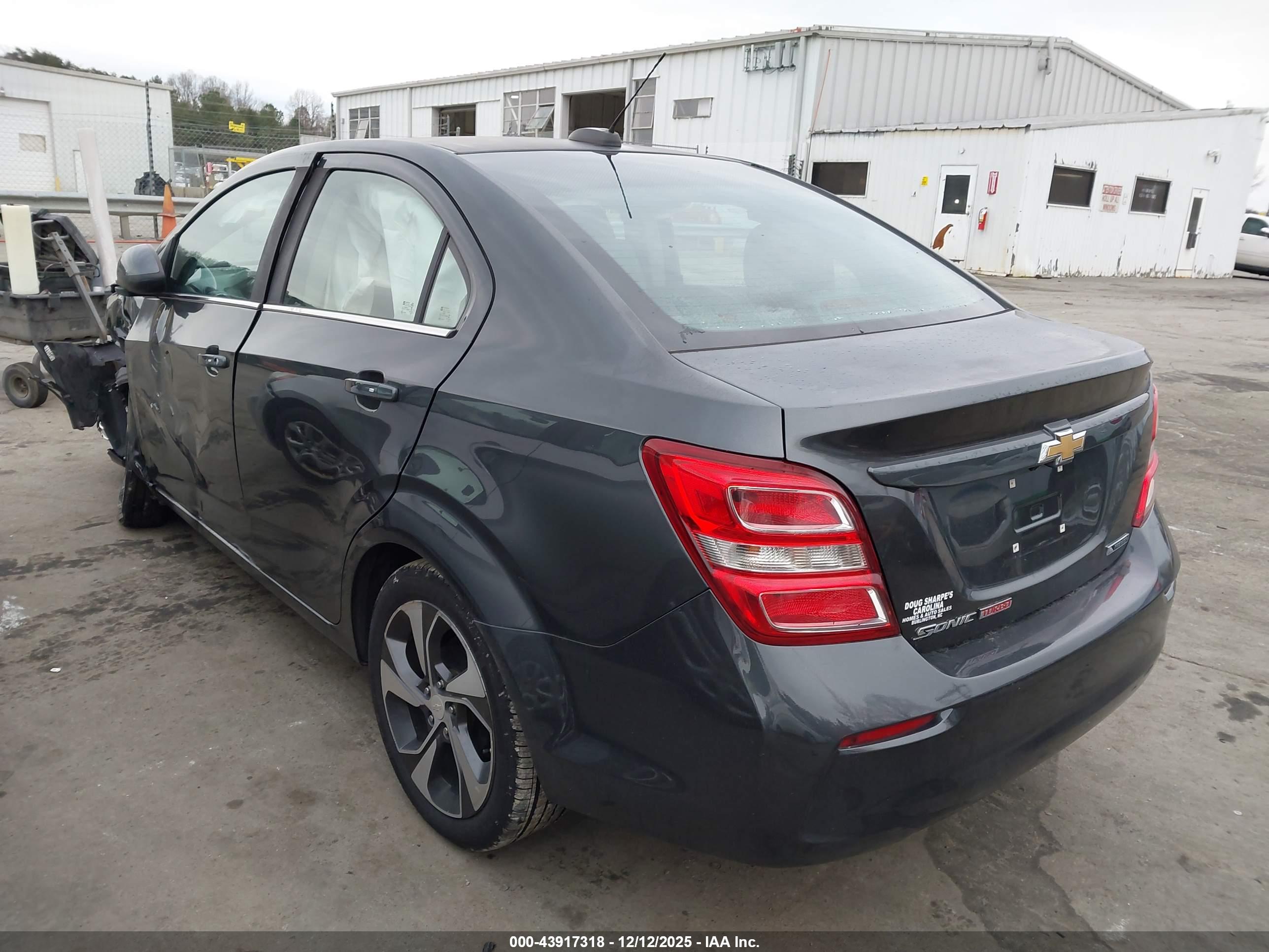 CHEVROLET SONIC image 3