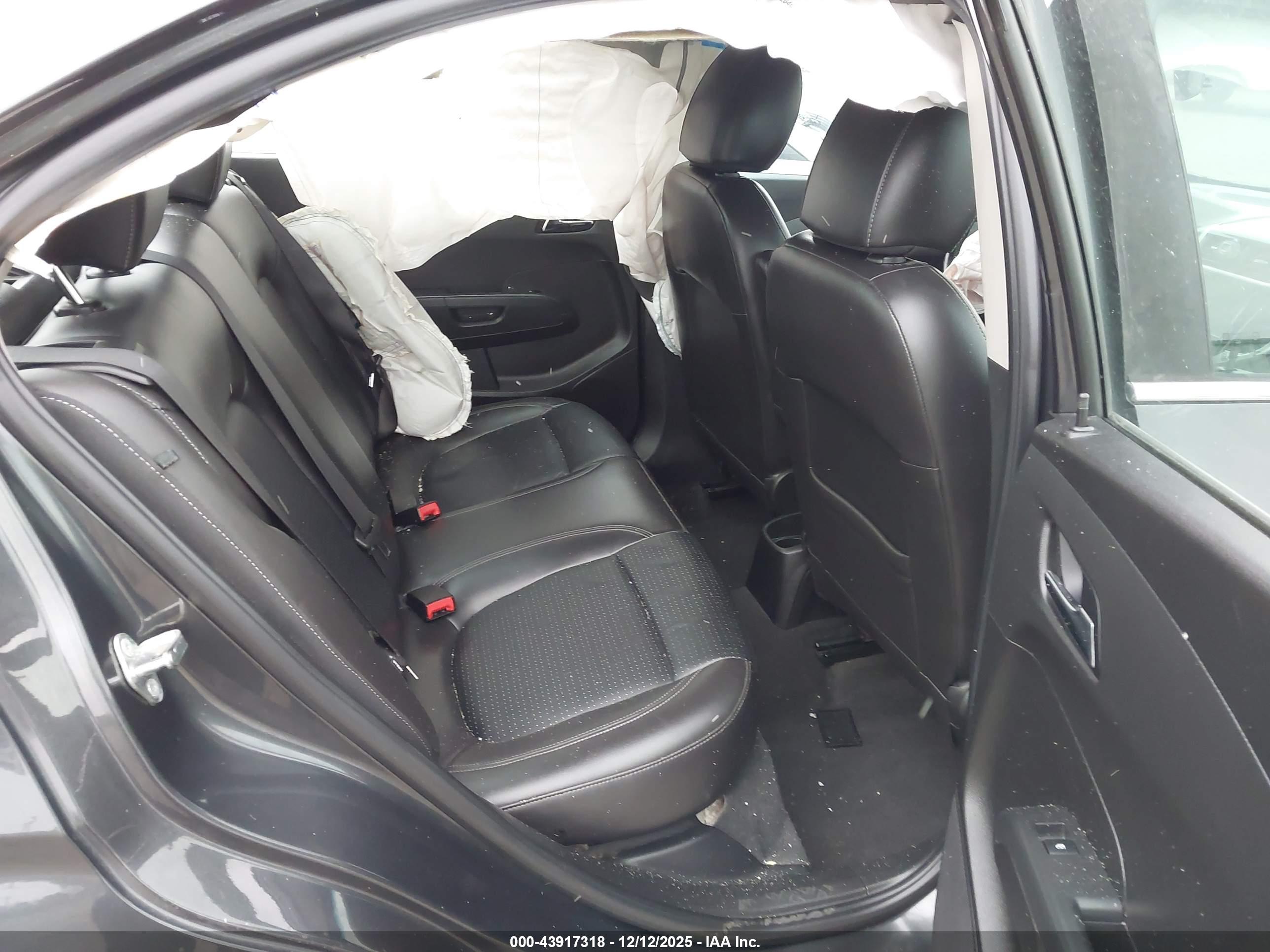 CHEVROLET SONIC image 8