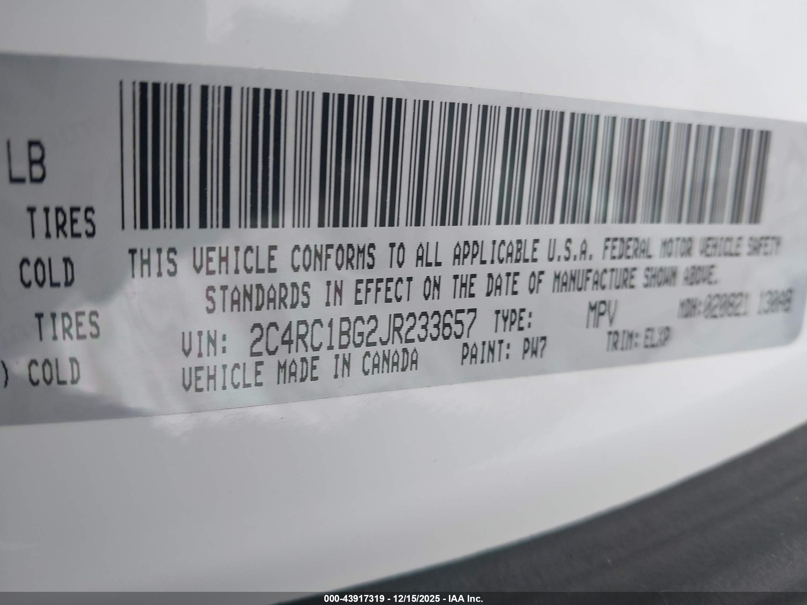 CHRYSLER PACIFICA image 9