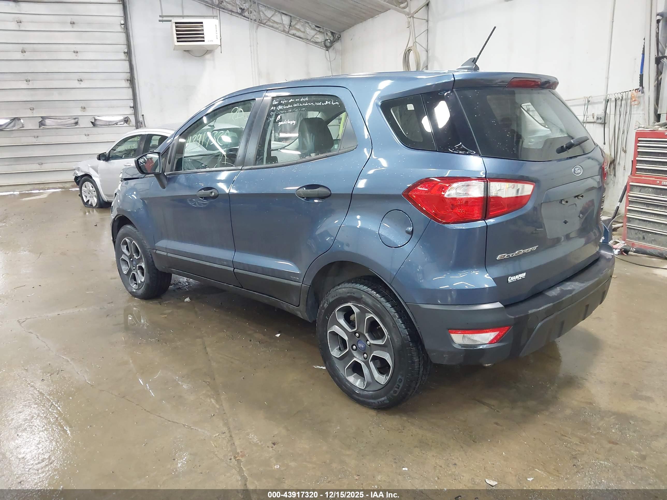 FORD ECOSPORT image 3