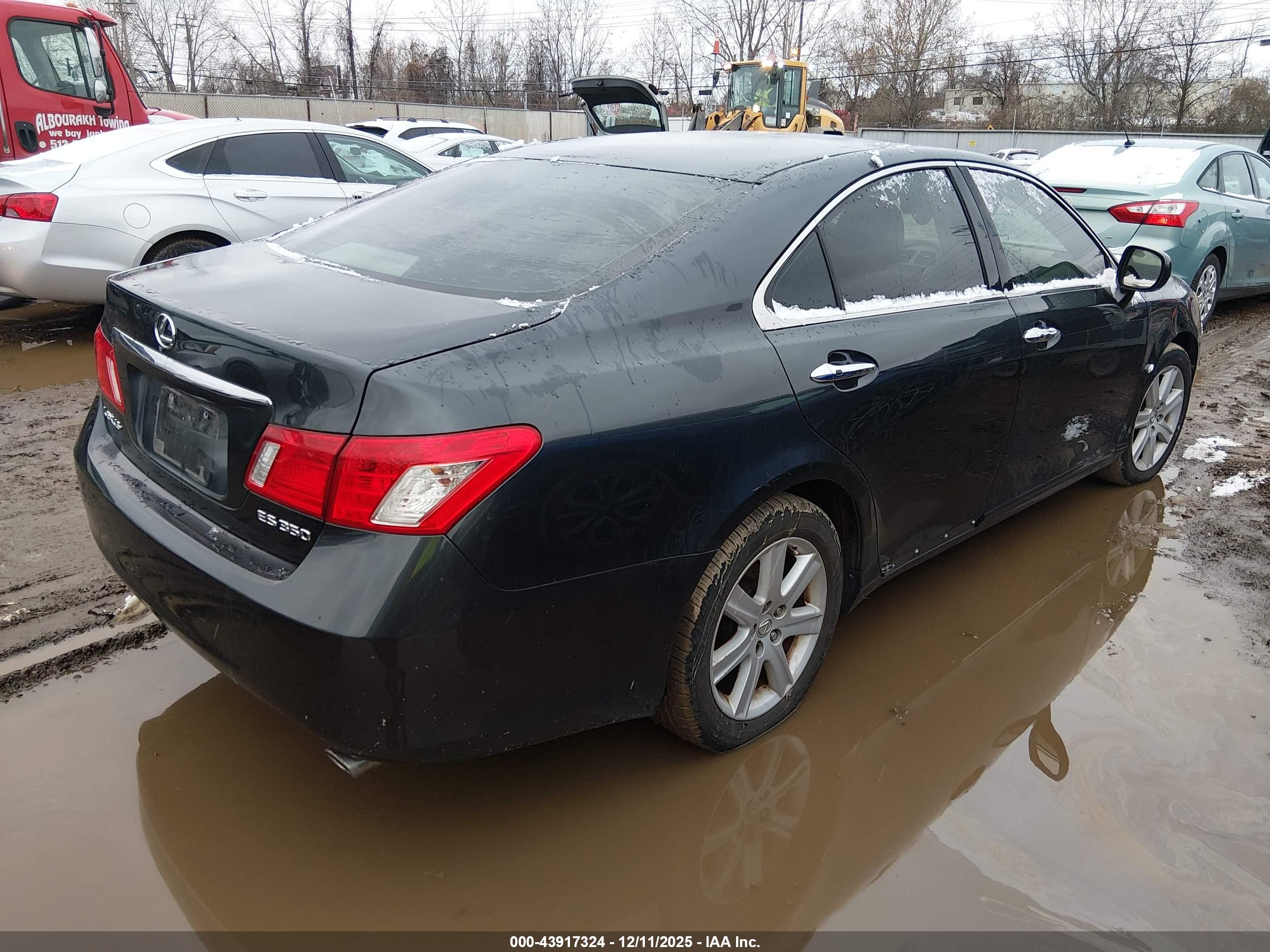 LEXUS ES image 4