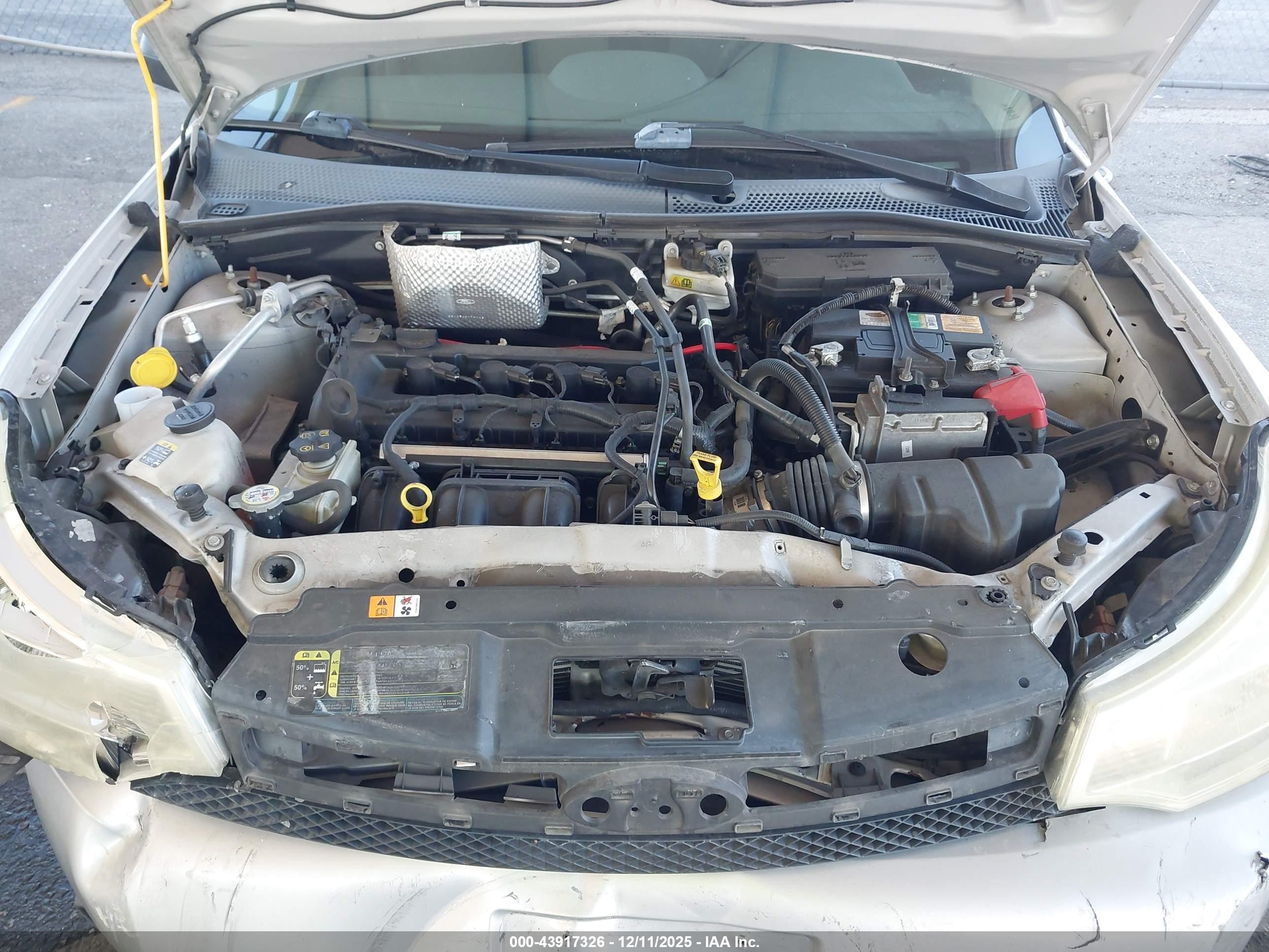 FORD FOCUS image 10