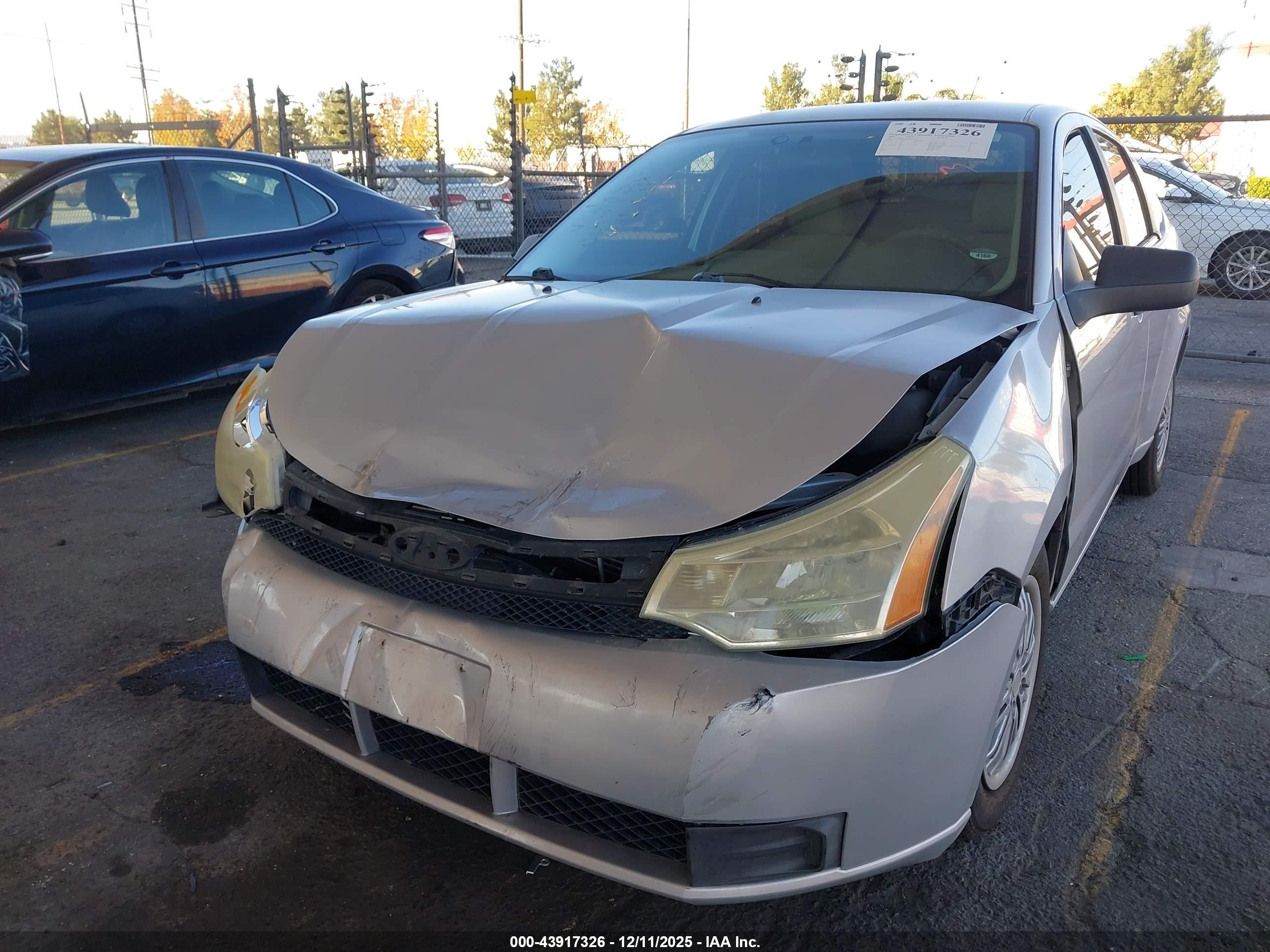 FORD FOCUS image 6