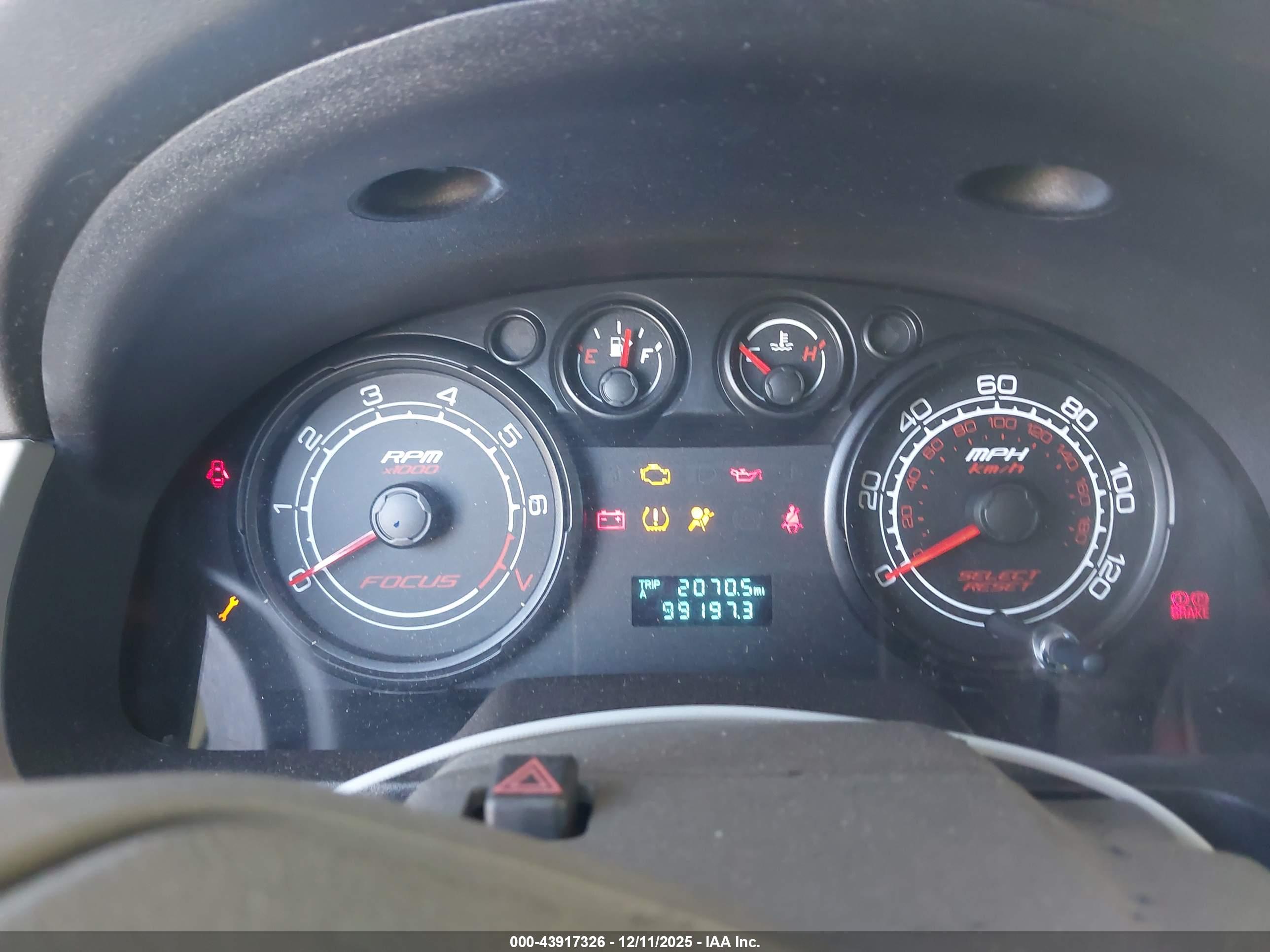 FORD FOCUS image 7