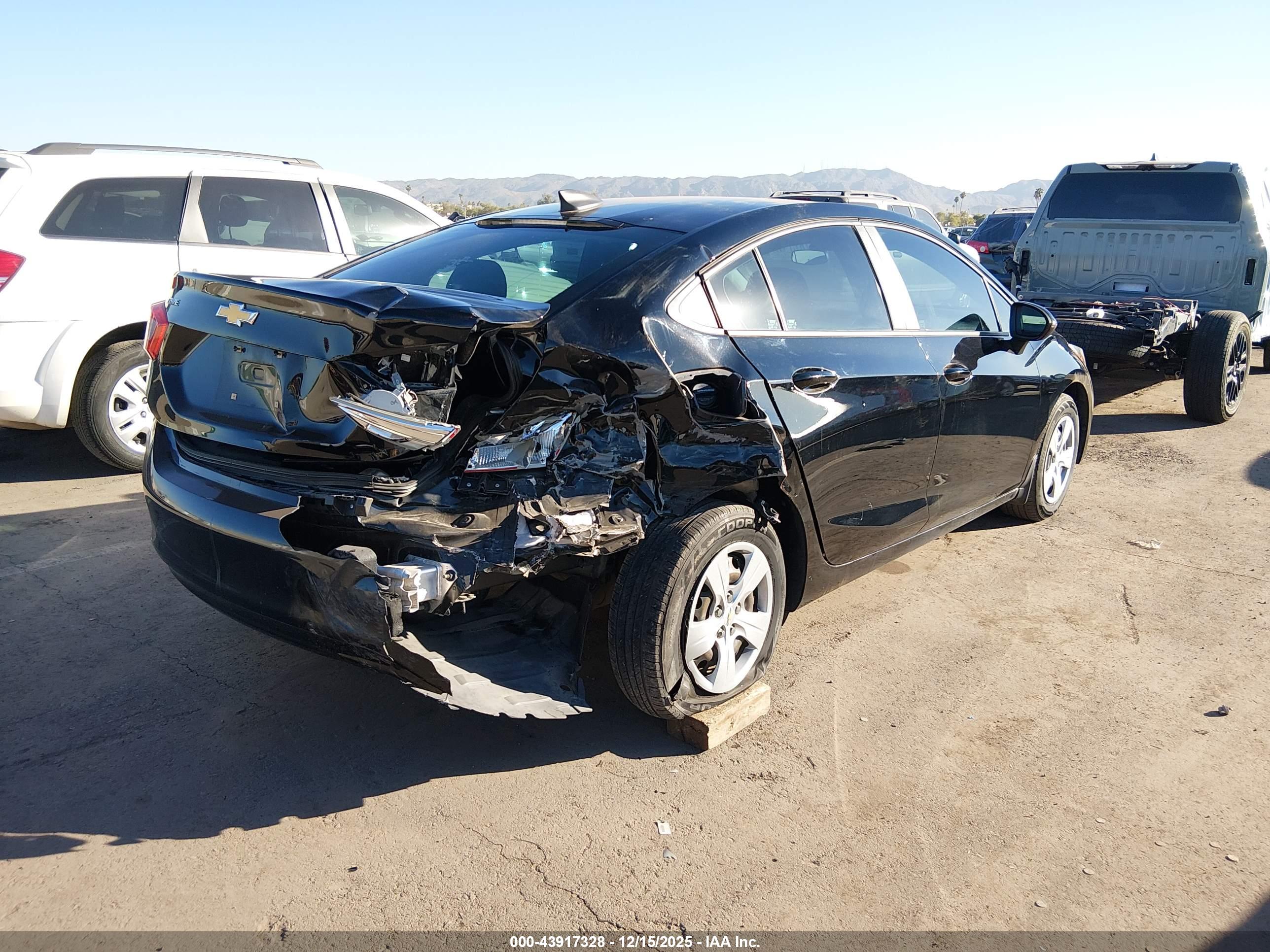 CHEVROLET CRUZE image 6