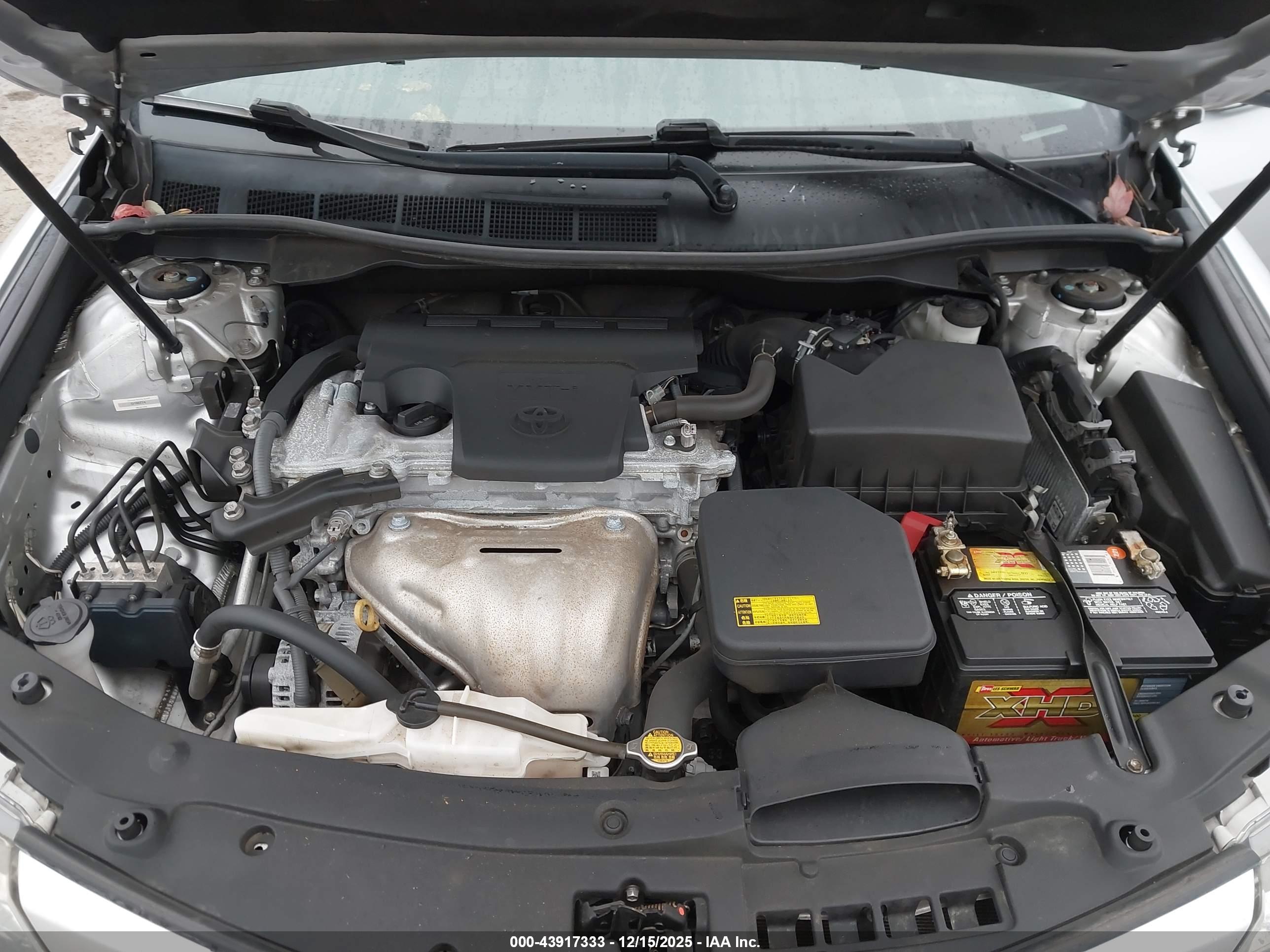 TOYOTA CAMRY image 10