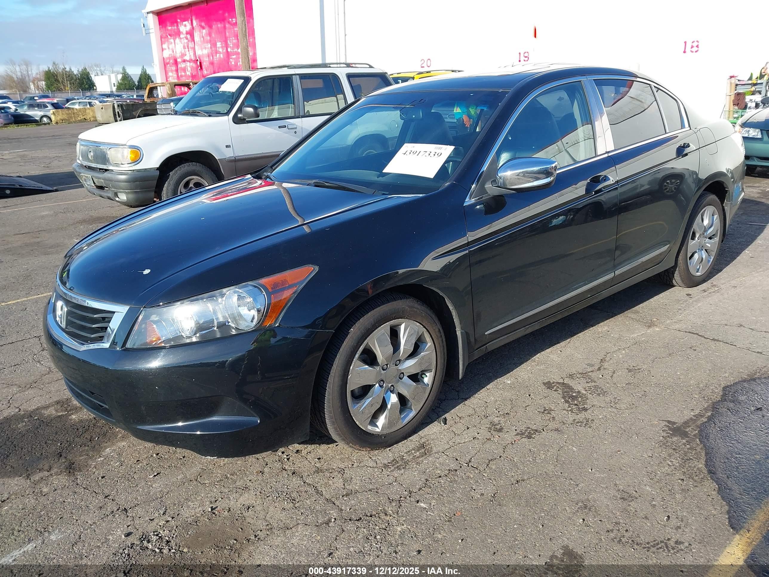 HONDA ACCORD image 2