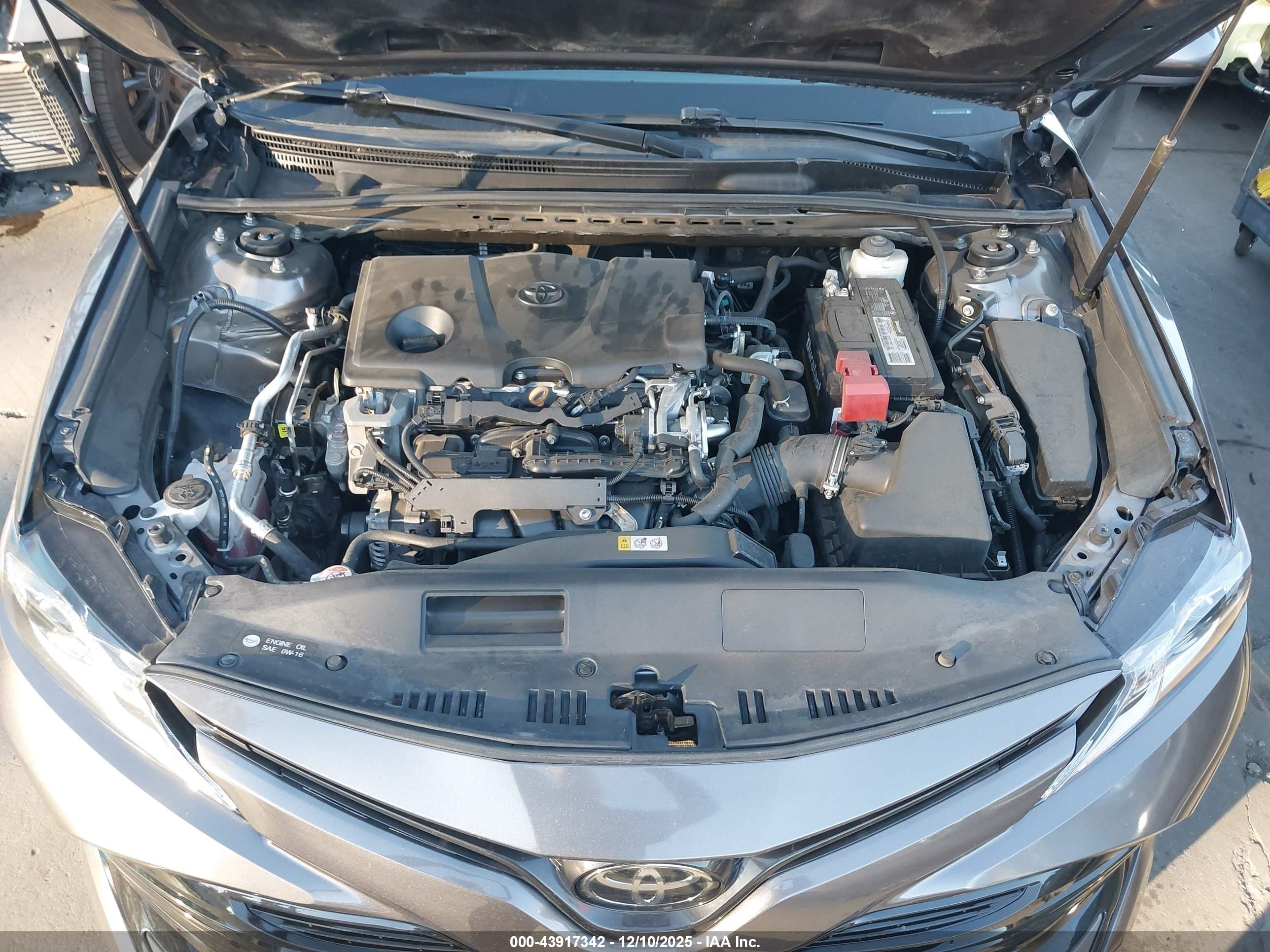 TOYOTA CAMRY image 10