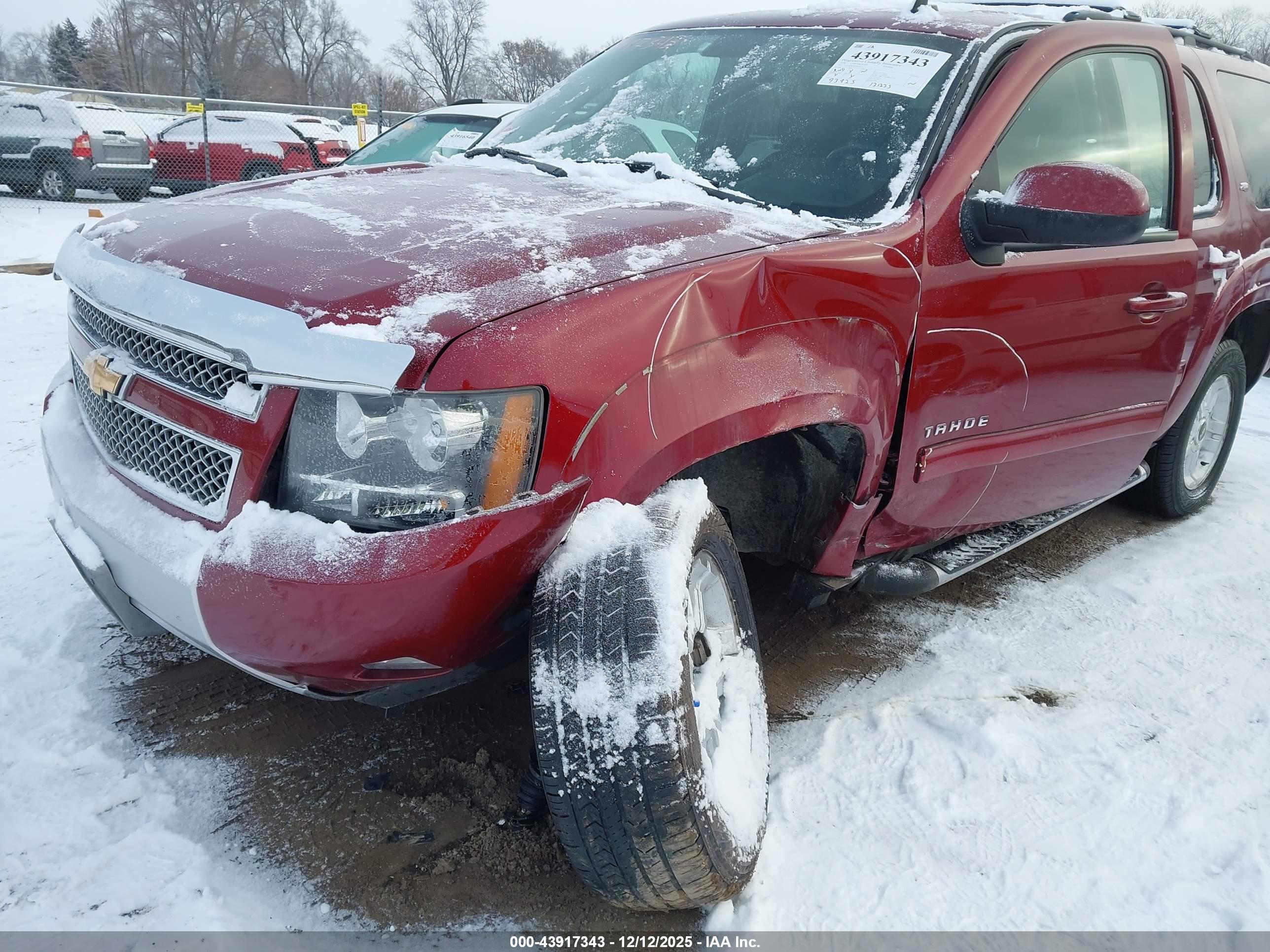 CHEVROLET TAHOE image 6