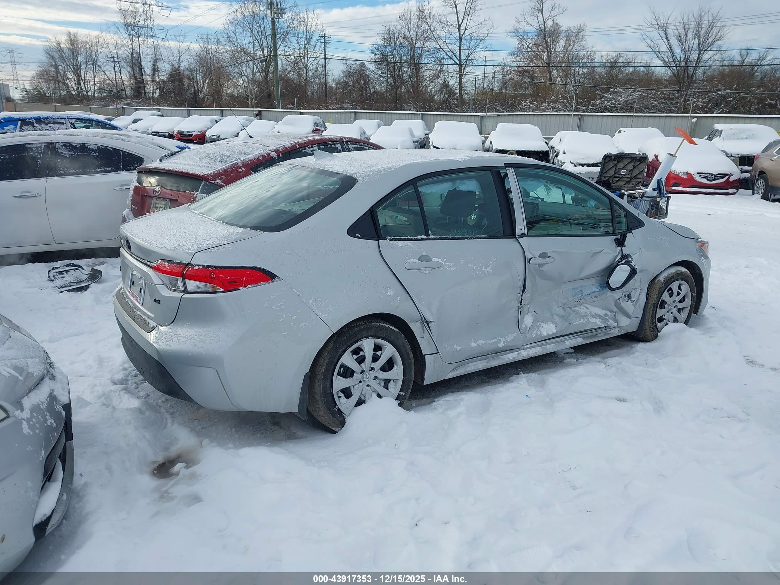TOYOTA COROLLA image 4