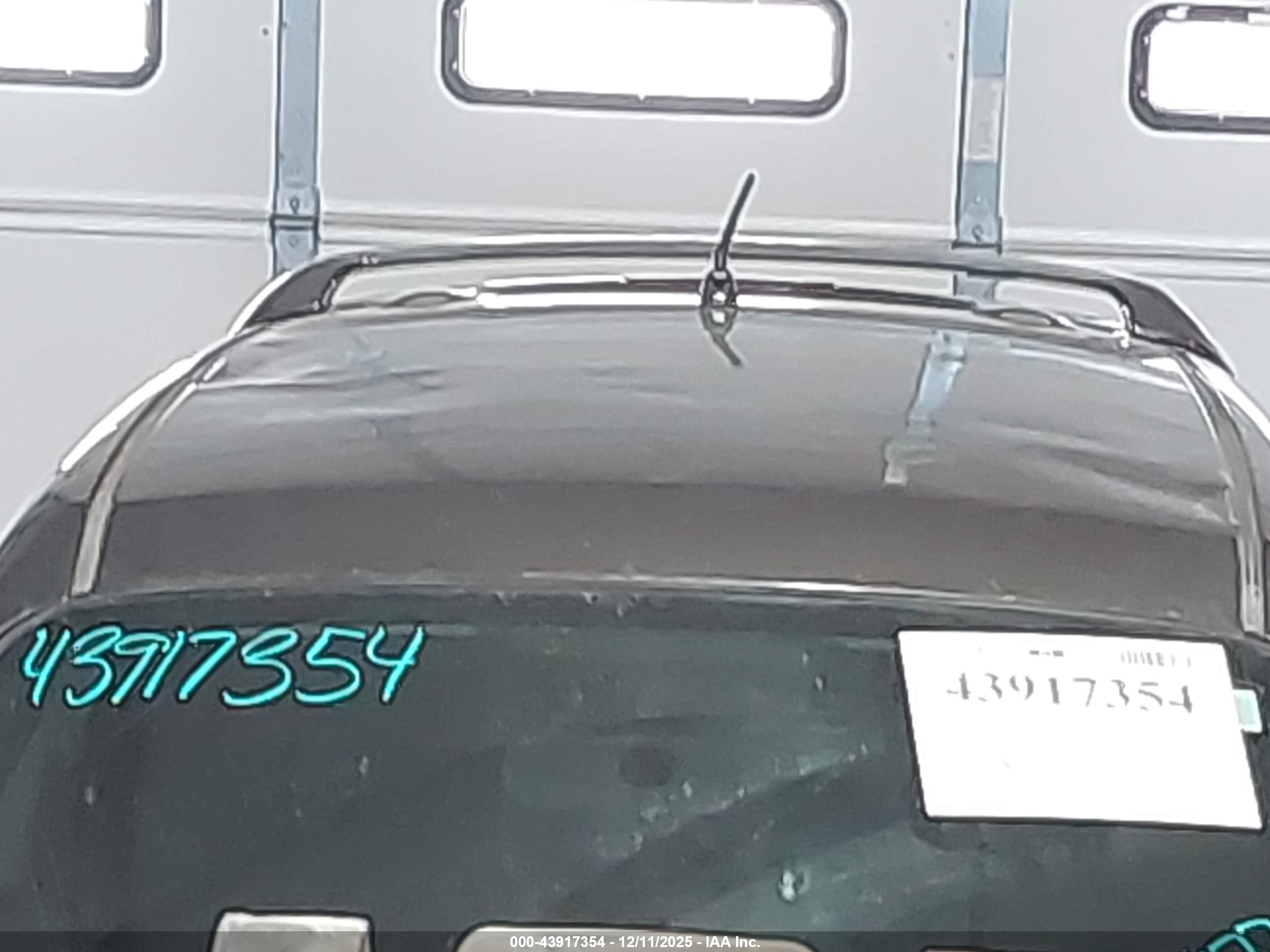 NISSAN JUKE image 6