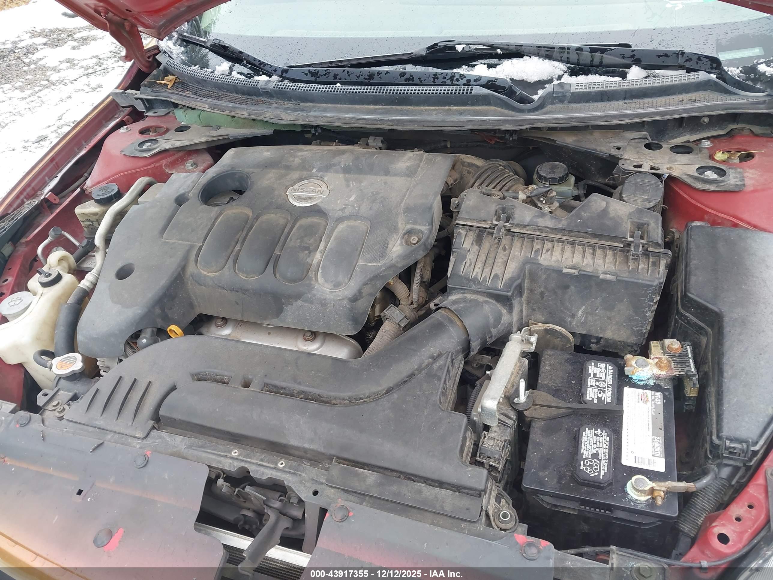 NISSAN ALTIMA image 10