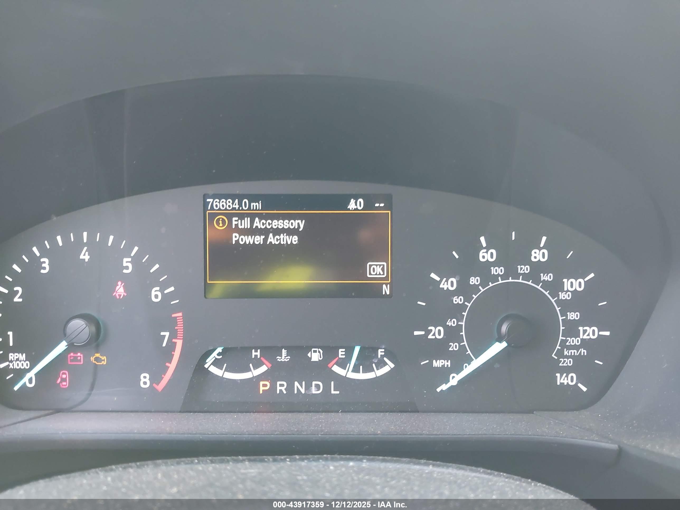 FORD ESCAPE image 7