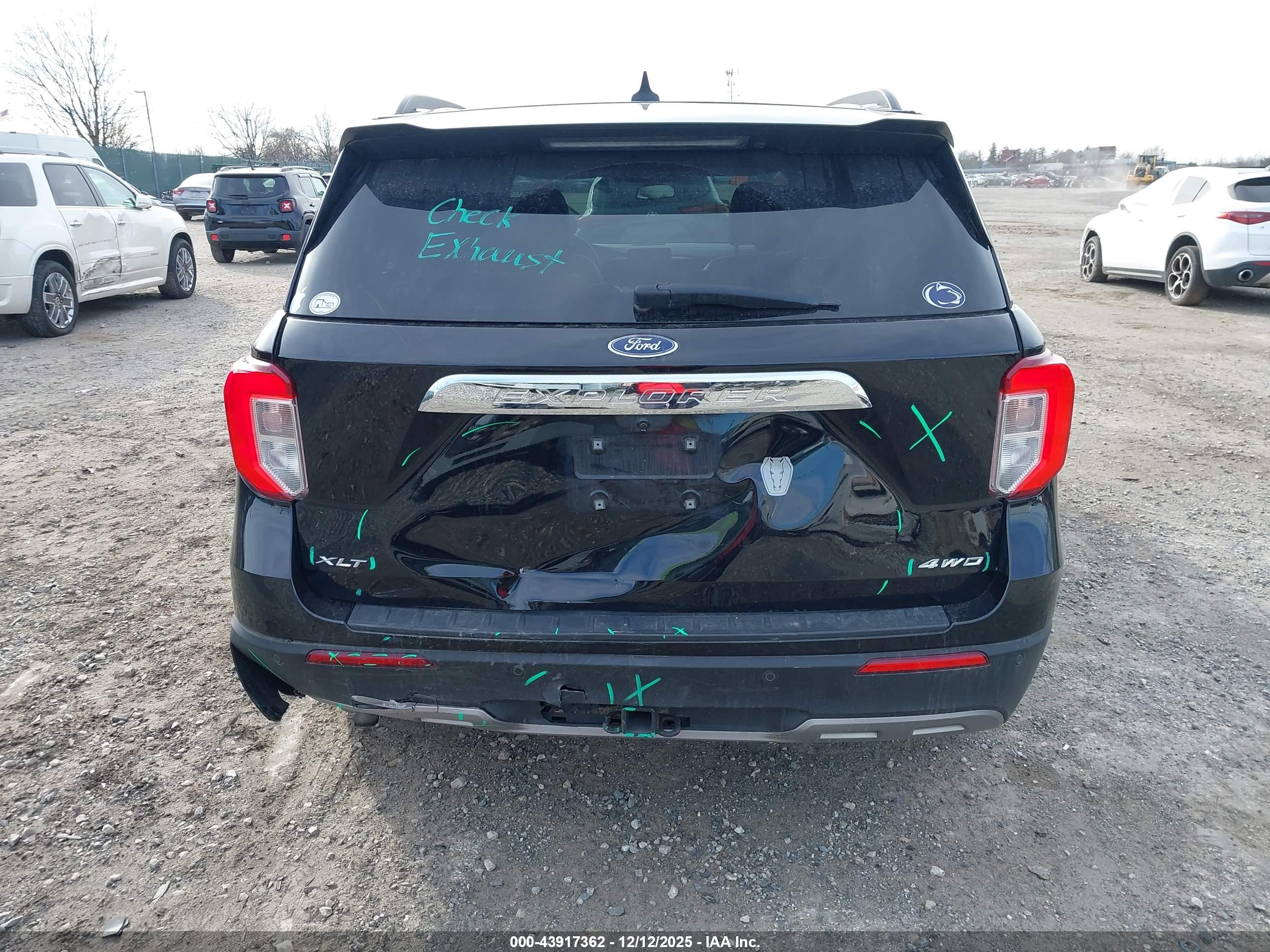 FORD EXPLORER image 6