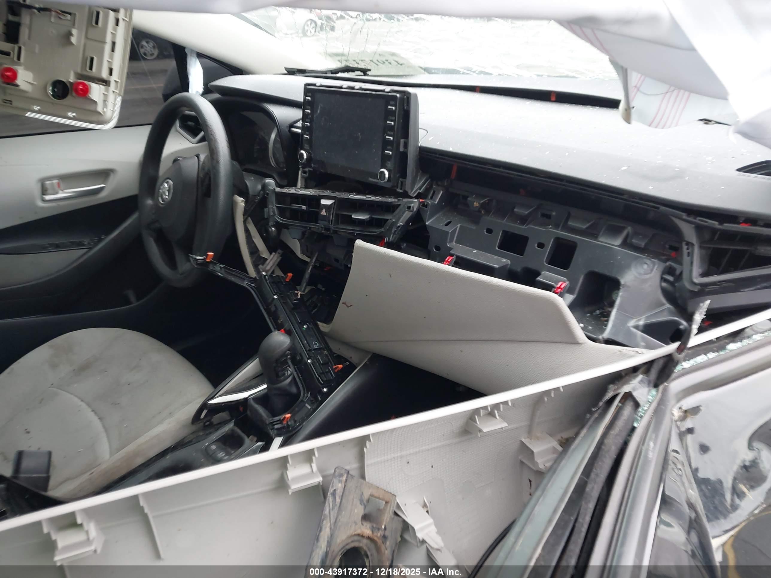 TOYOTA COROLLA image 5