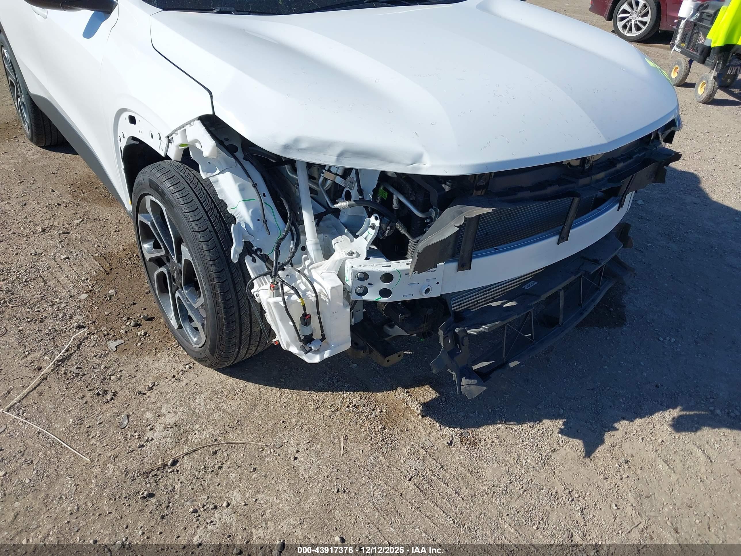 CHEVROLET TRAX image 6