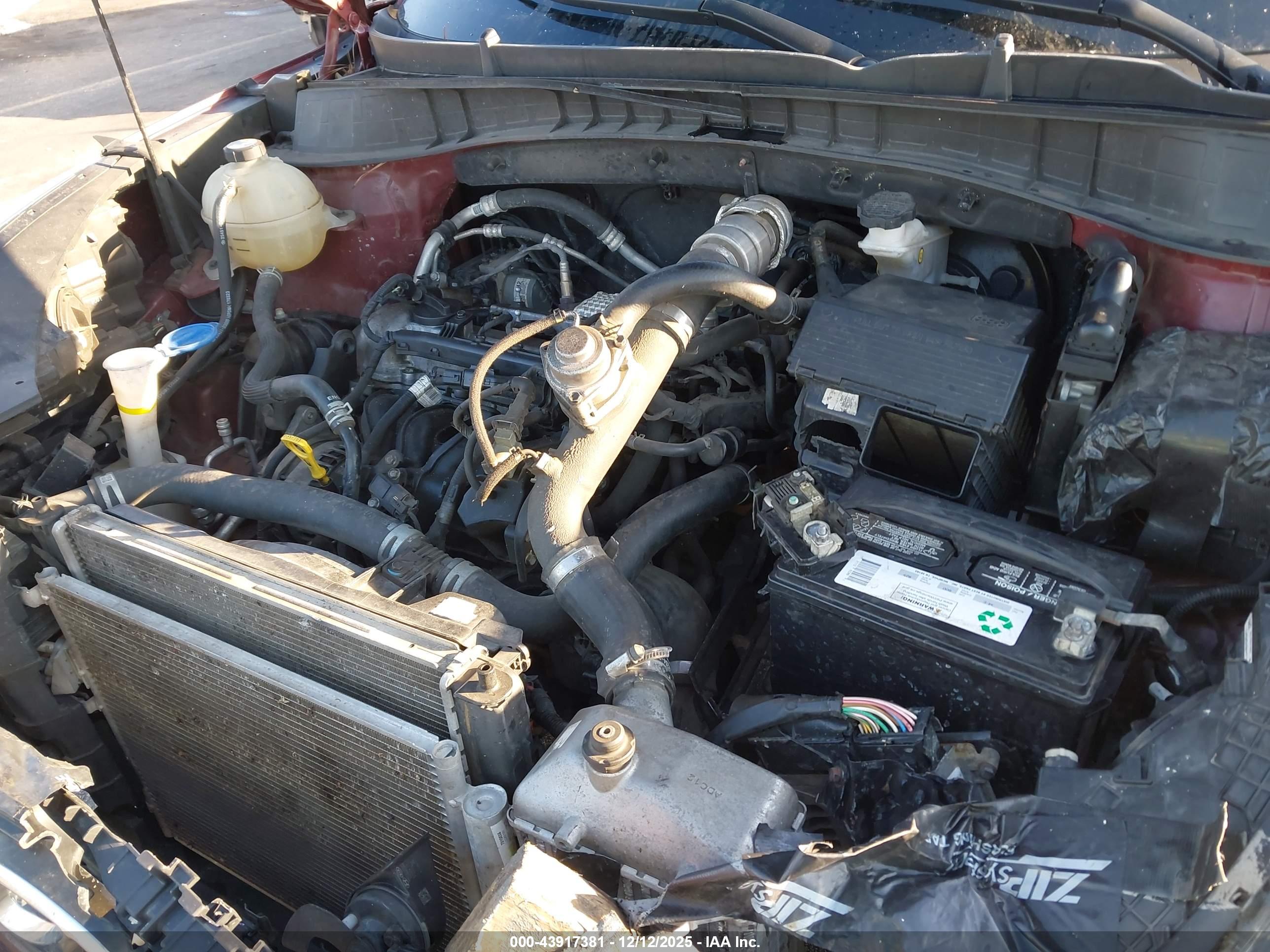 HYUNDAI TUCSON image 10
