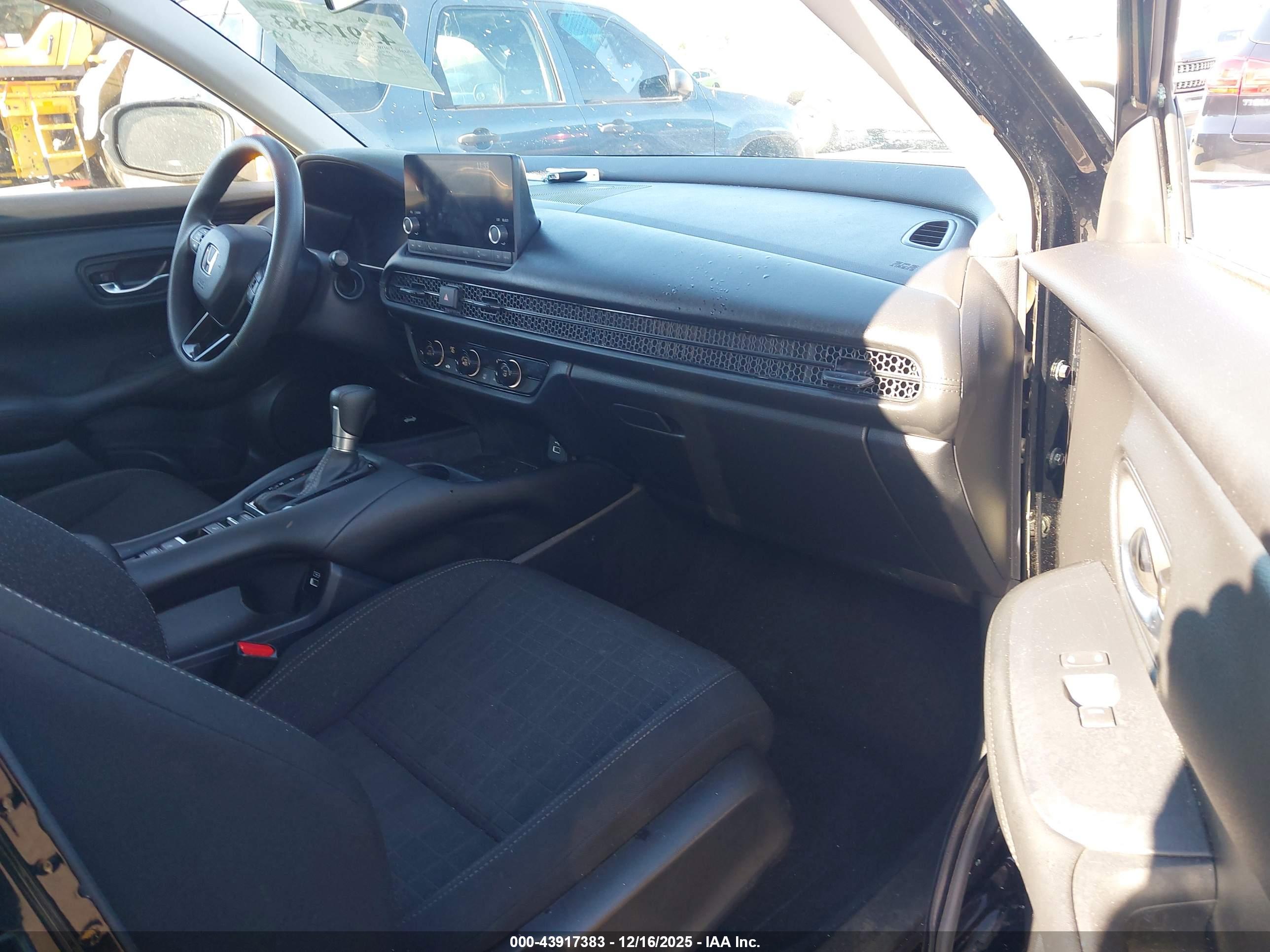 HONDA HR-V image 5
