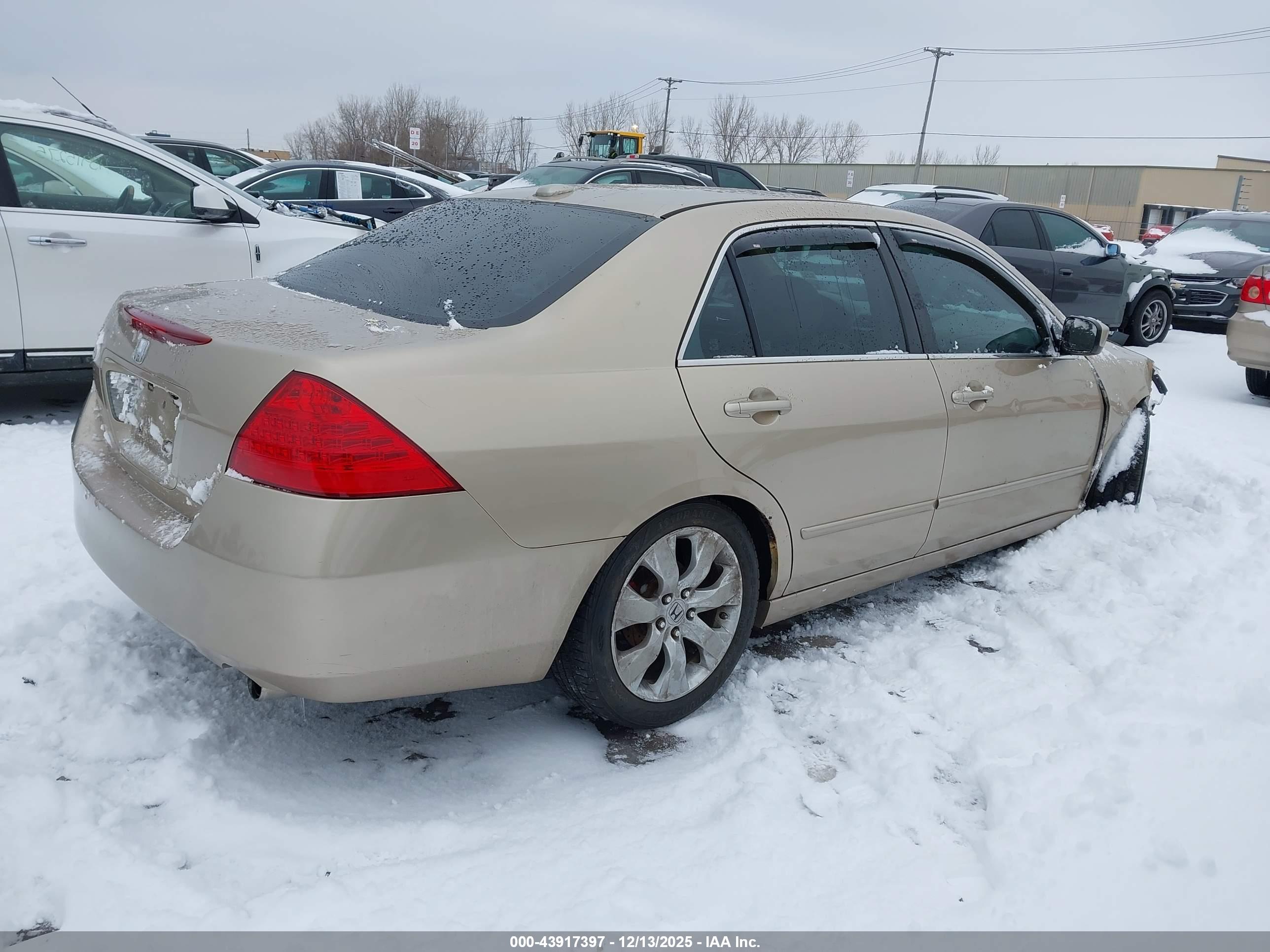 HONDA ACCORD image 4
