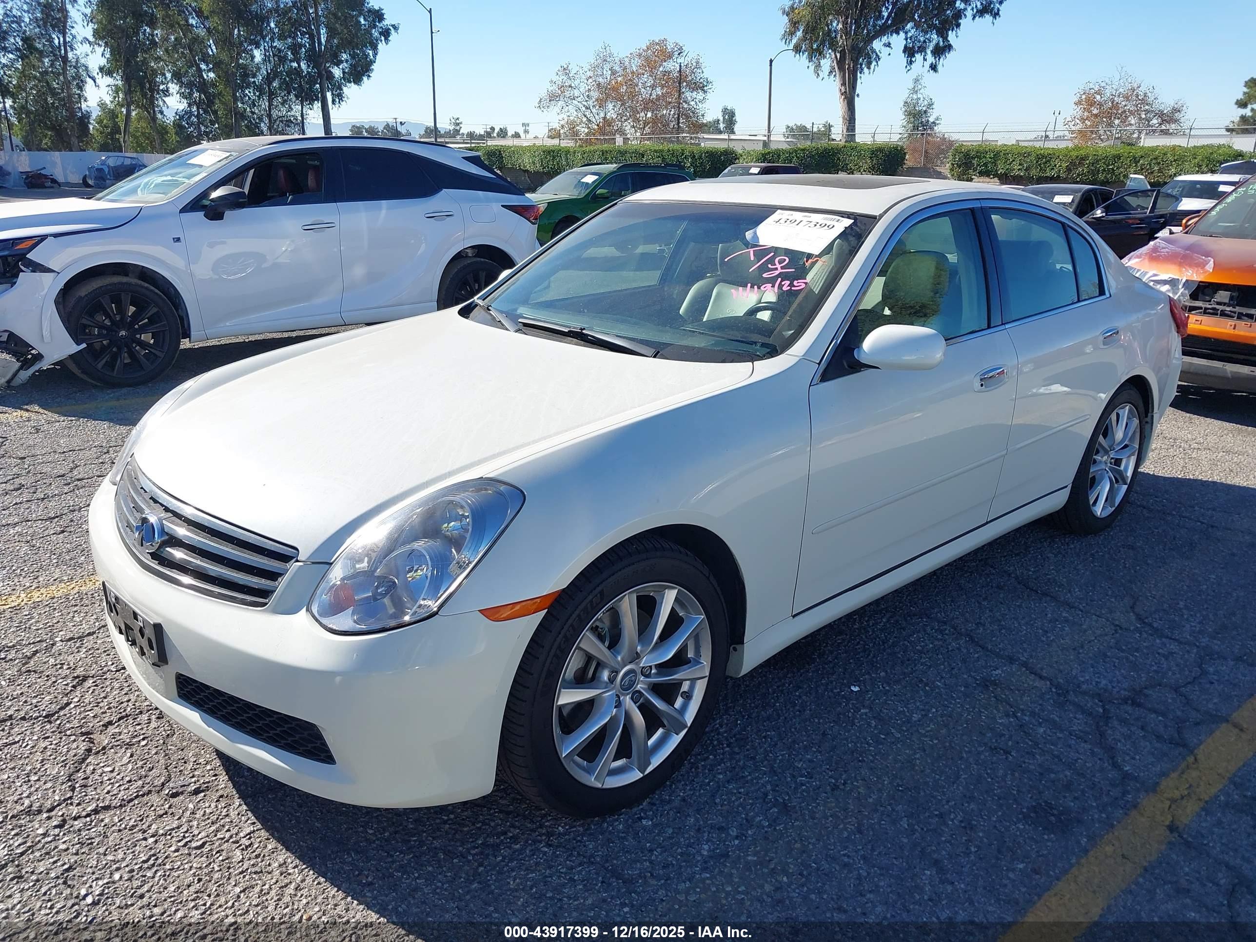 INFINITI G35 image 2