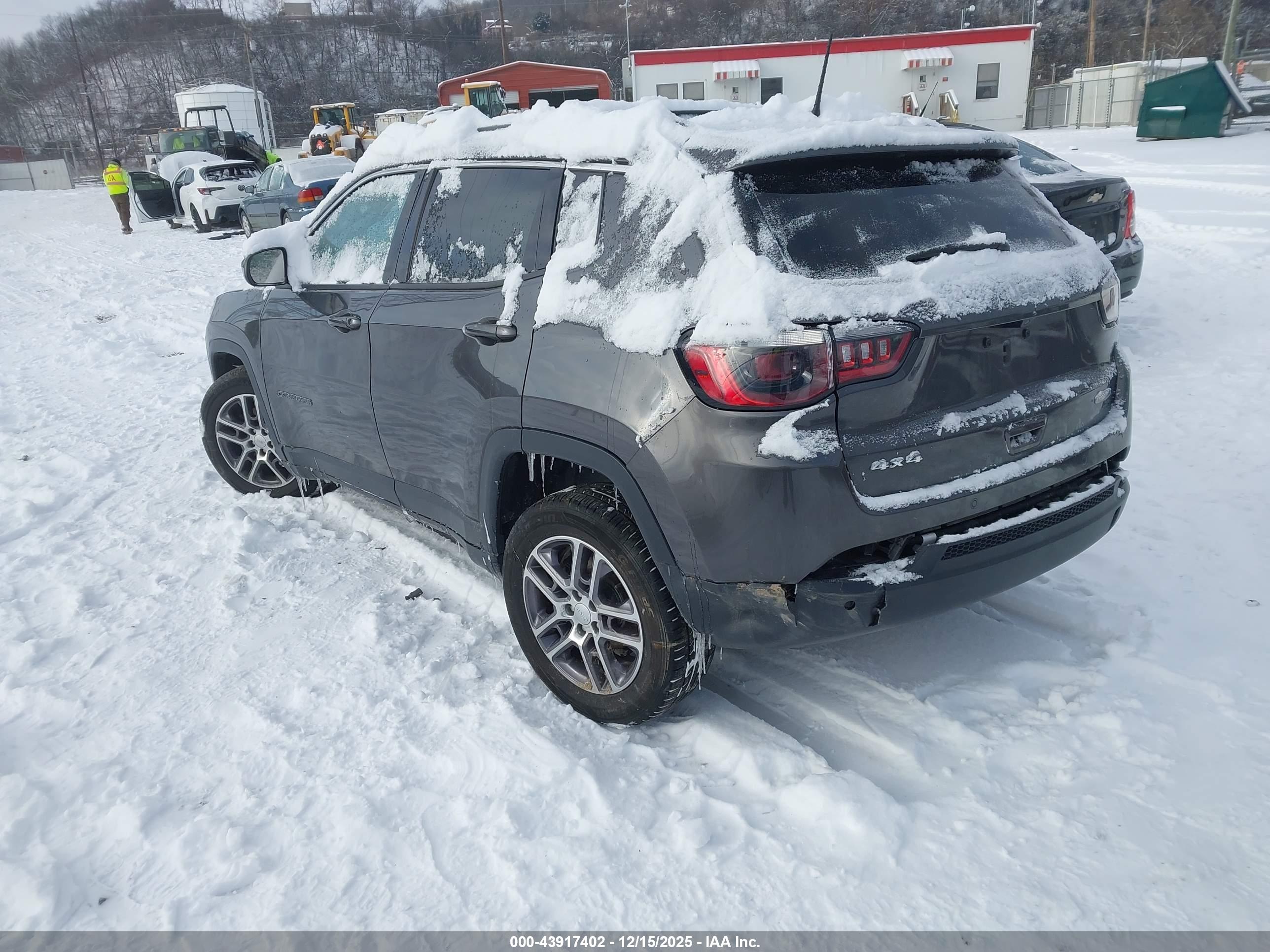 JEEP COMPASS image 3